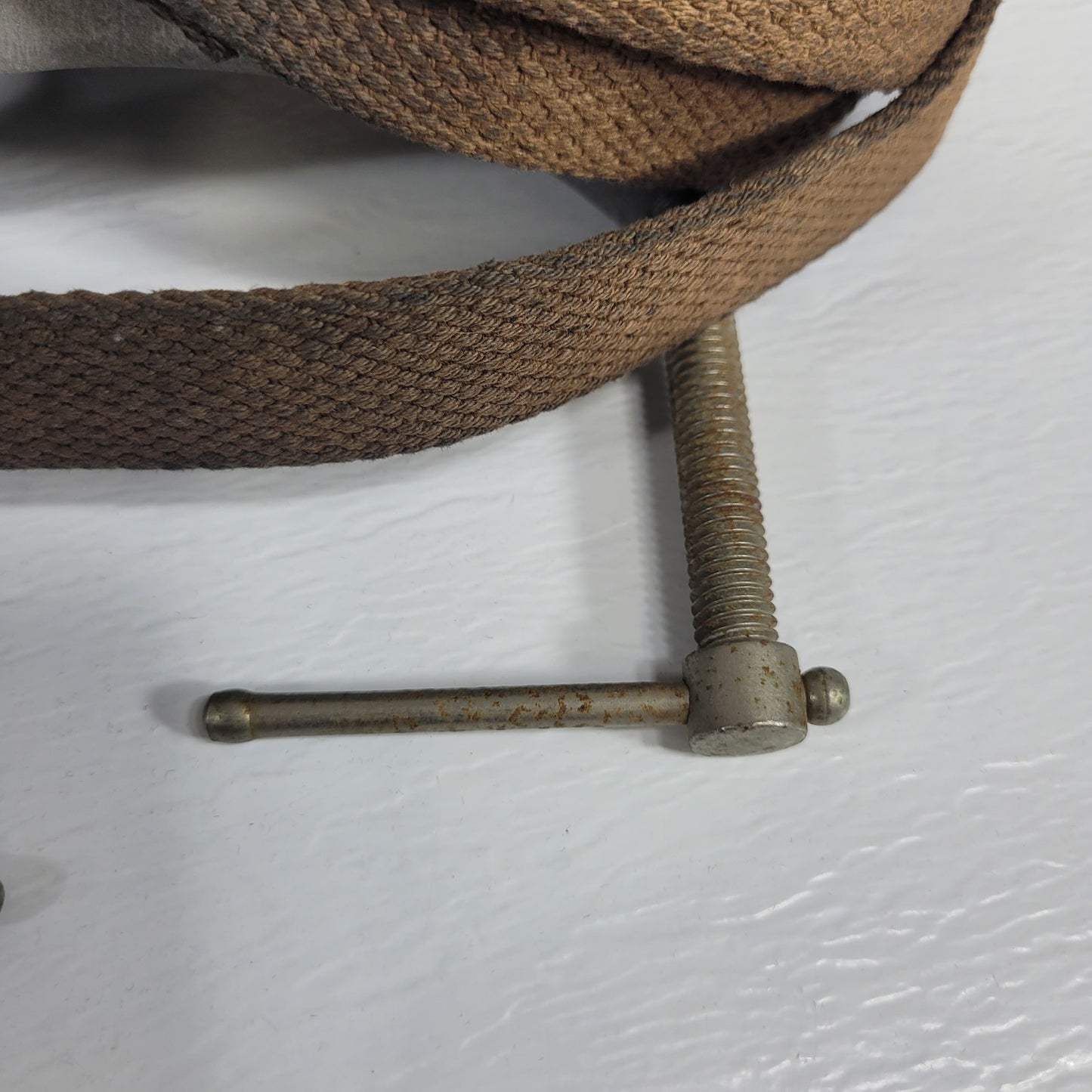 Gas Cylinder Holder for Bench Safety Adjustable Belt Mount Secure Strap Storage