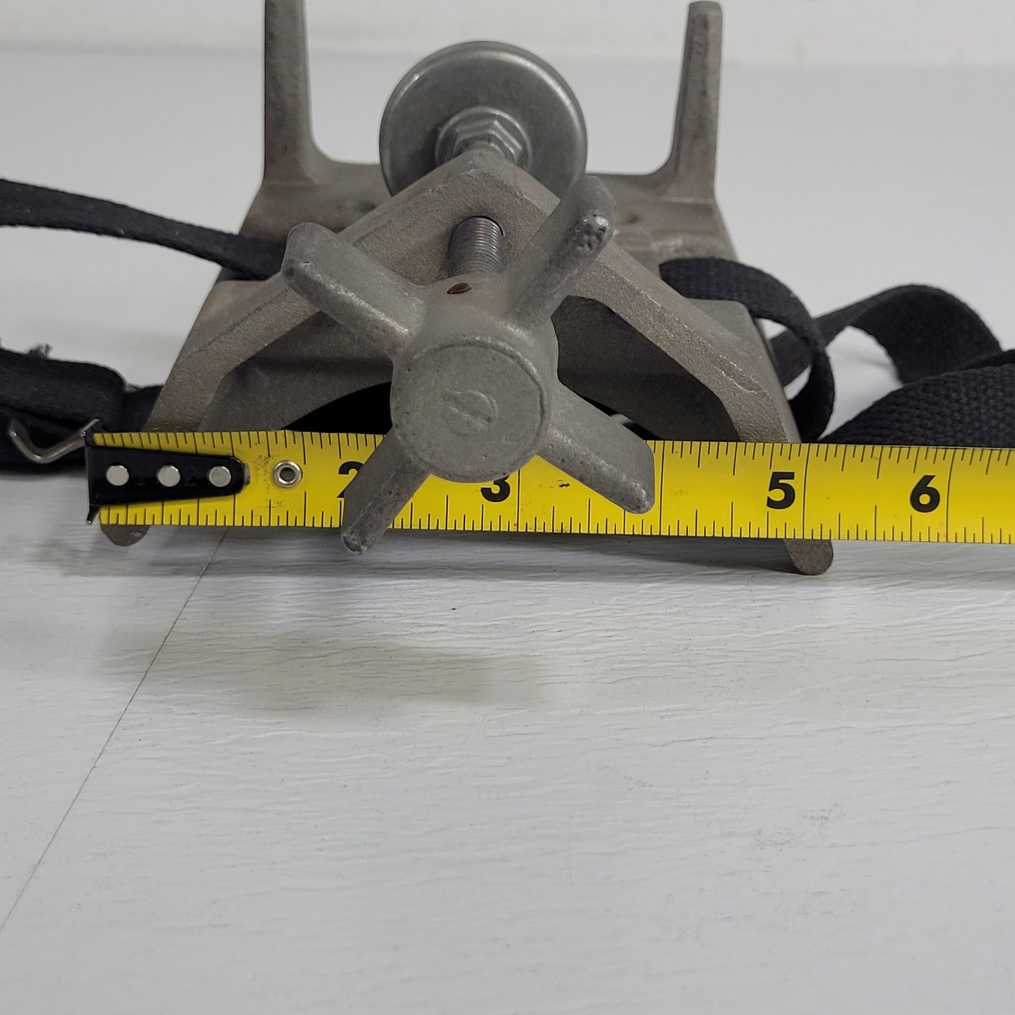 Gas Cylinder Holder for Bench Safety Adjustable Belt Mount Secure Strap Storage