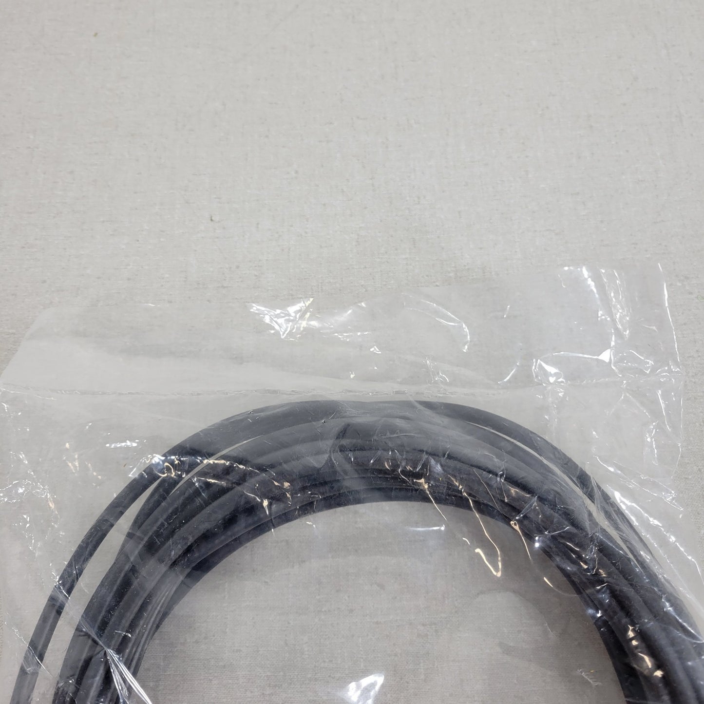 PARAMOUNT CA-RG8X-SMA-N-30 RevB SMA Male To N Male 50 Ohm Belden 780SR RF240