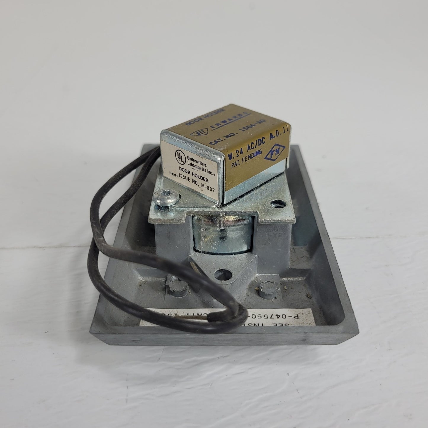 Edwards 1504-AQ 1504-AO Magnetic Door Holder Flush Mount w/ Hindge