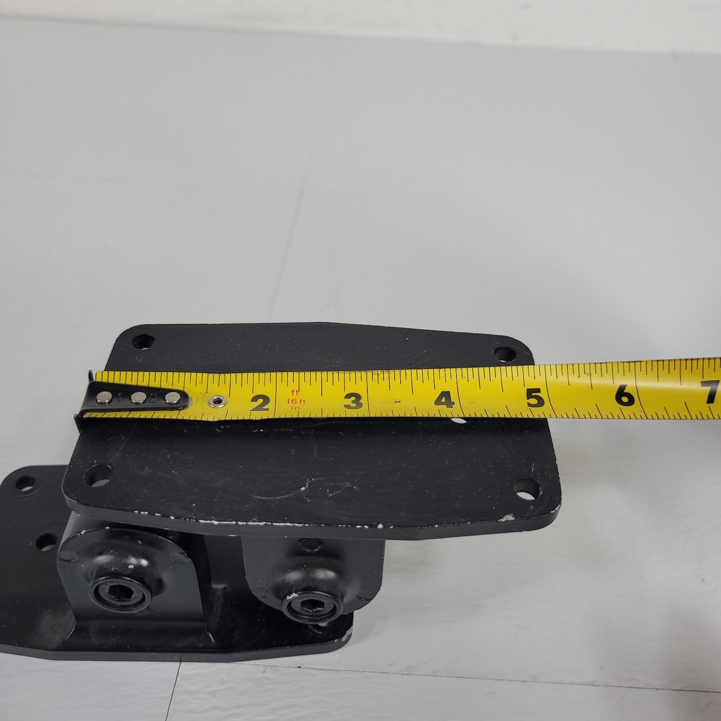 Peavey Versamount 35 Ceiling Bracket 03010770 for Peavey Impulse Speakers Black