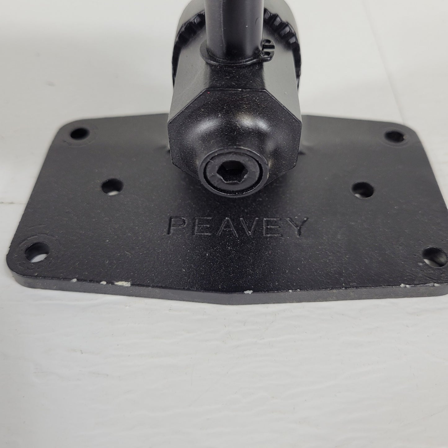 Peavey Versamount 35 Ceiling Bracket 03010770 for Peavey Impulse Speakers Black