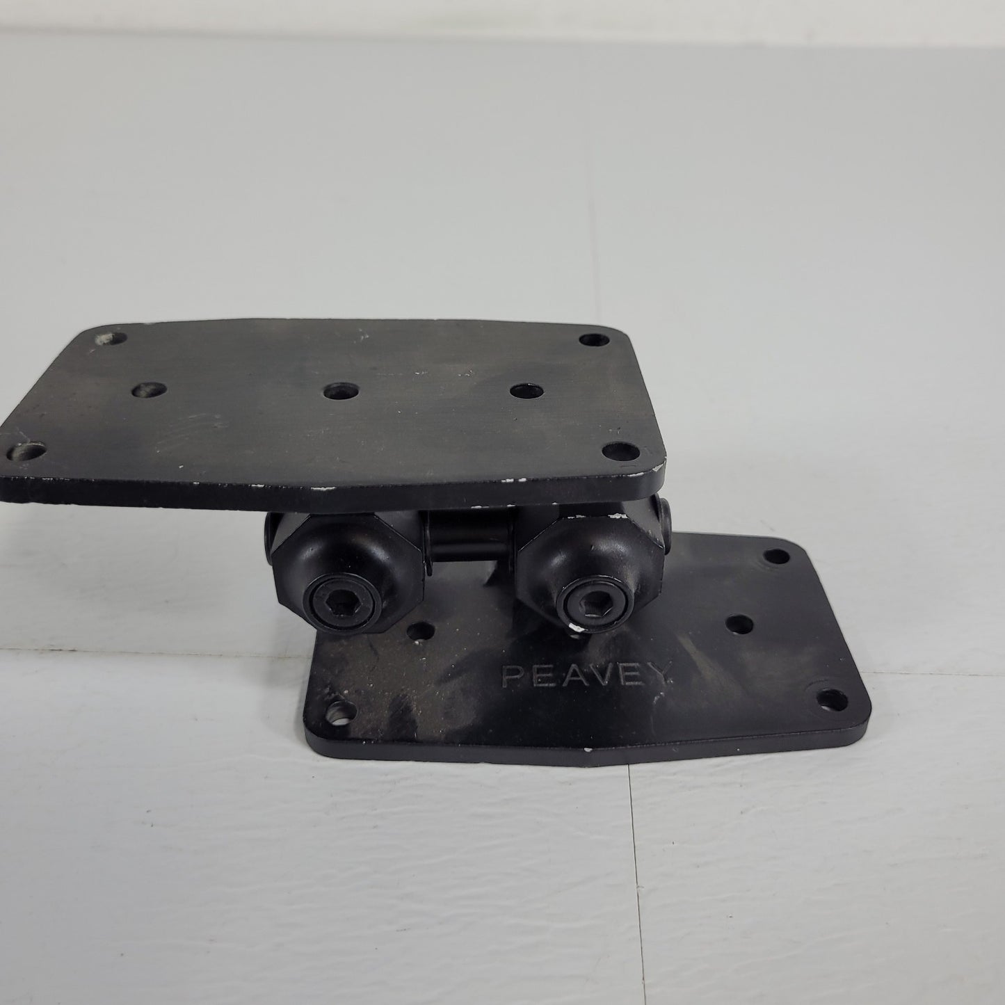 Peavey Versamount 35 Ceiling Bracket 03010770 for Peavey Impulse Speakers Black