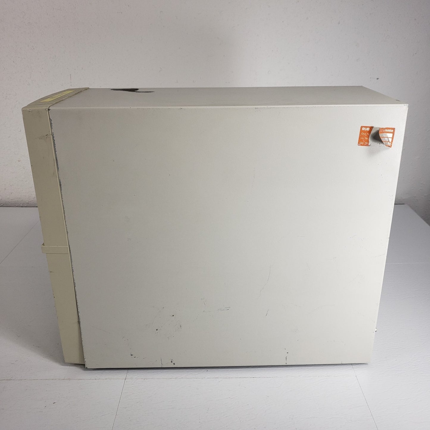 Vintage Escom Happy 486-DX4 Personal Computer 4x ISA PCI Tower Pentium Processor
