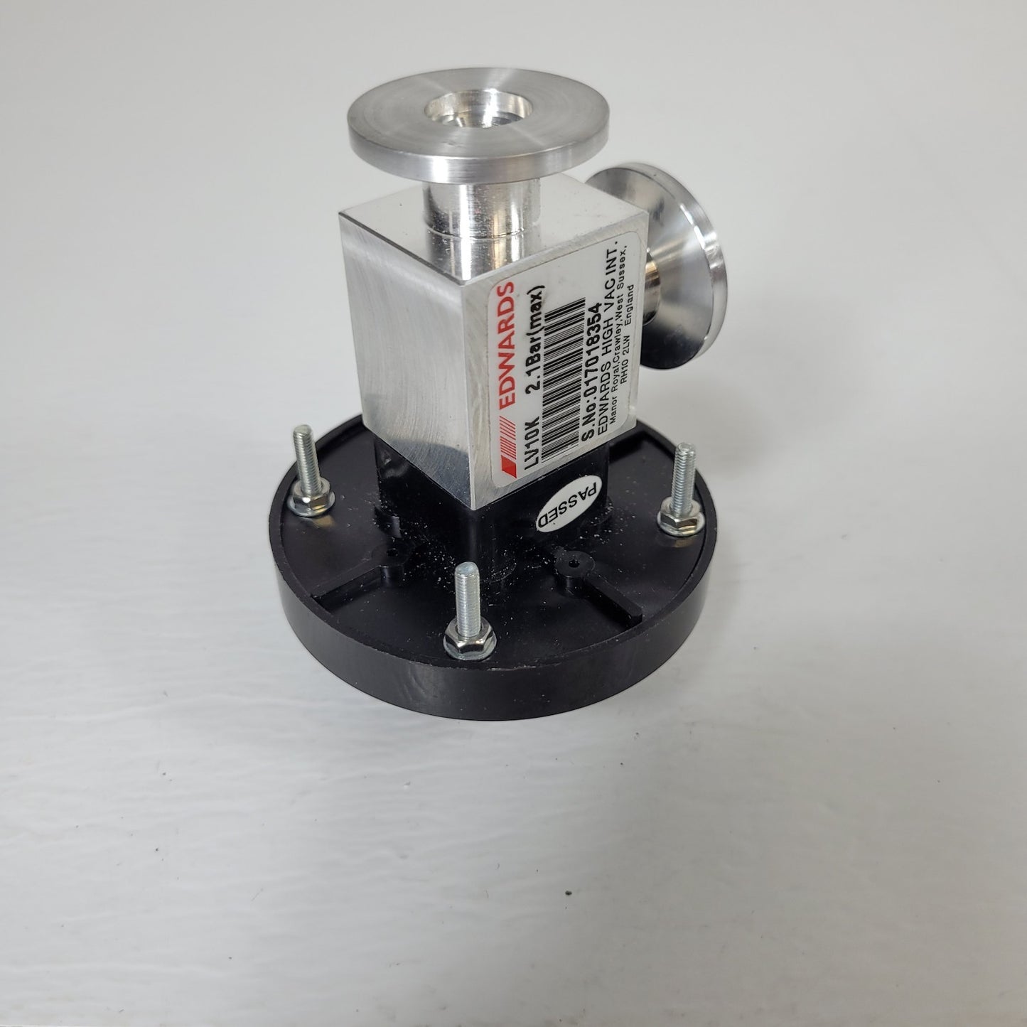 Edwards Manual Leak Valve Right Angle LV10K 2.1Bar KF16 NW16 Fitting