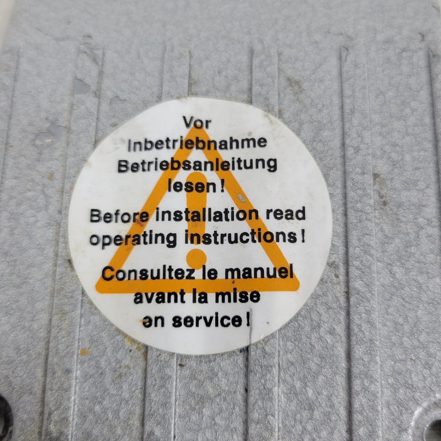 Busch R5 KB 0016 E 300 Vacuum Pump Power Electric Cover 30 039 Rotary Vane Motor