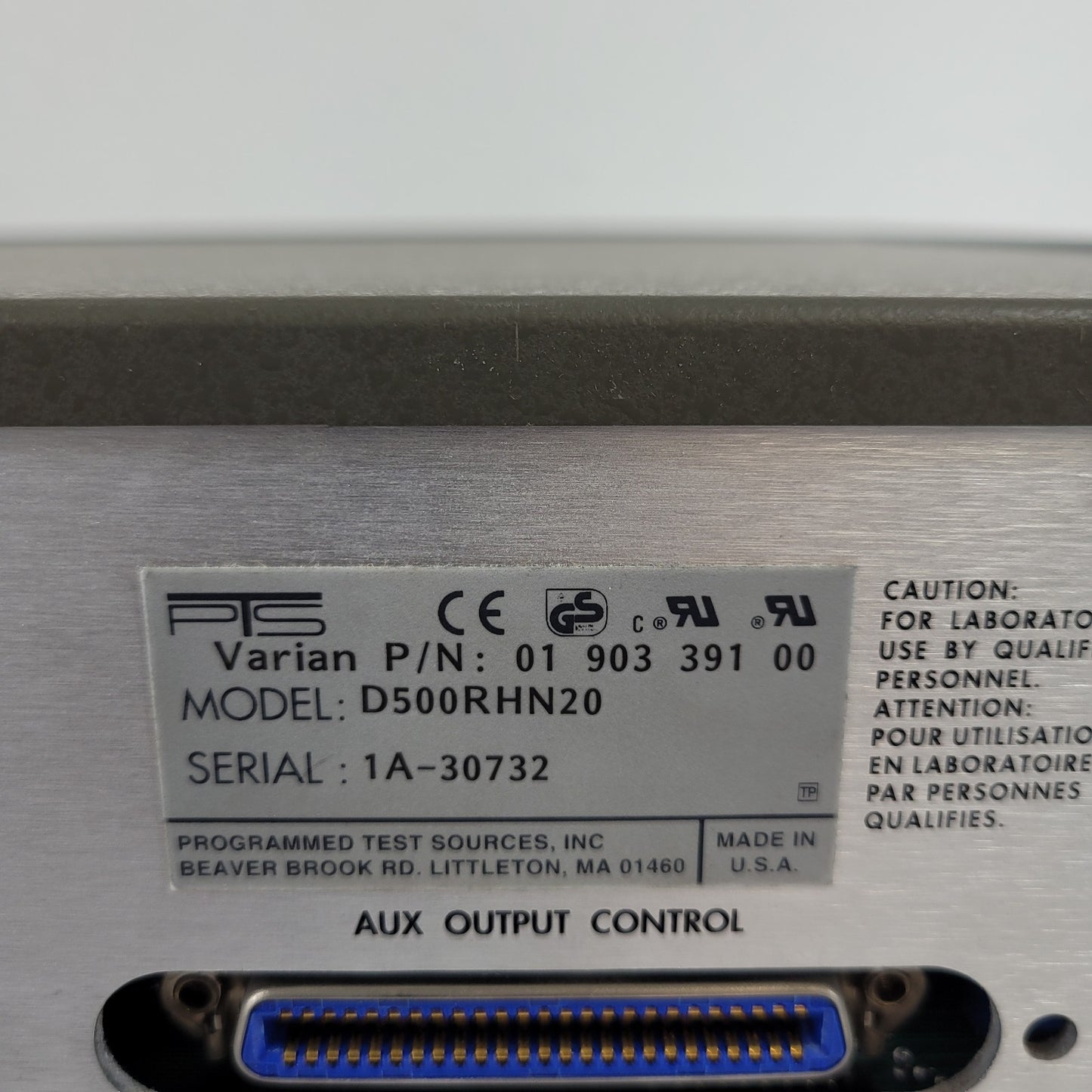 PTS D500 Frequency Synthesizer 1-500 MHz Varian 01-903-391-00 D500RHN20 Signal