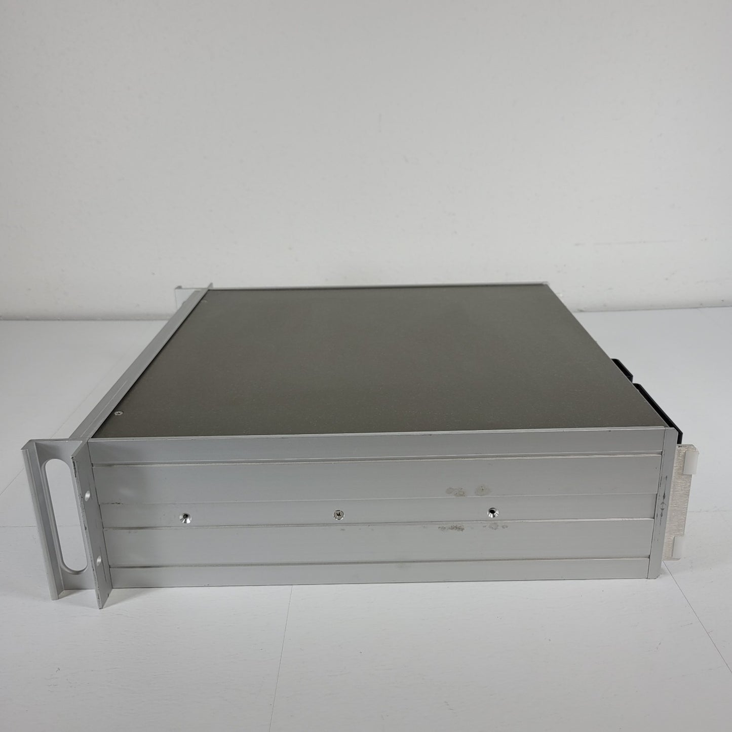 PTS D500 Frequency Synthesizer 1-500 MHz Varian 01-903-391-00 D500RHN20 Signal