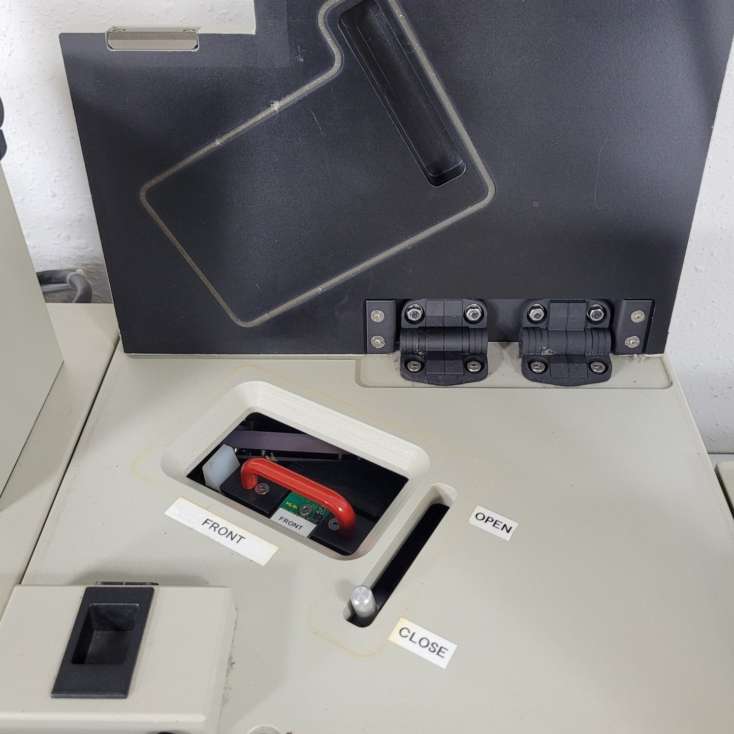 Bruker Equinox 55 Spectrophotometer w/ FRA 106 Frequency Response Analyzer FRA