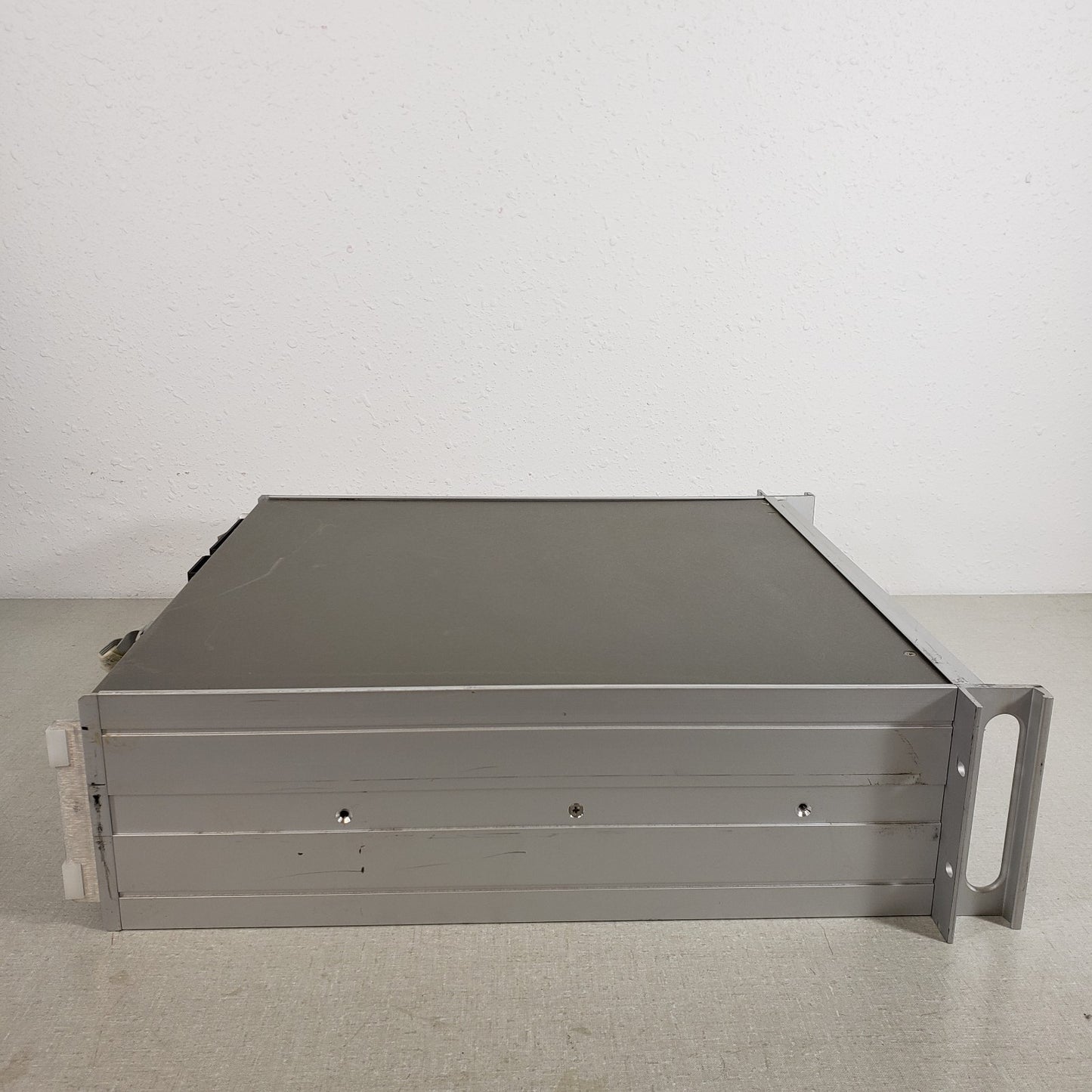 PTS 620 Frequency Synthesizer 1-620 MHz 620RKN2X-62/X-71/X-46 Varian AC Signal