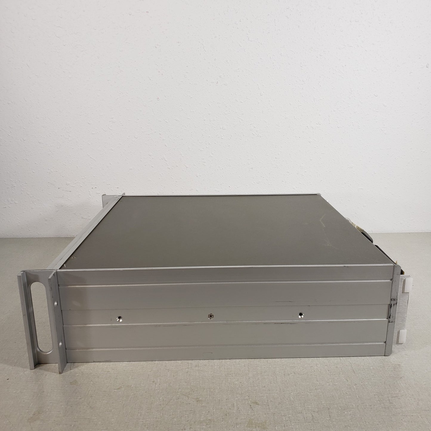 PTS 620 Frequency Synthesizer 1-620 MHz 620RKN2X-62/X-71/X-46 Varian AC Signal