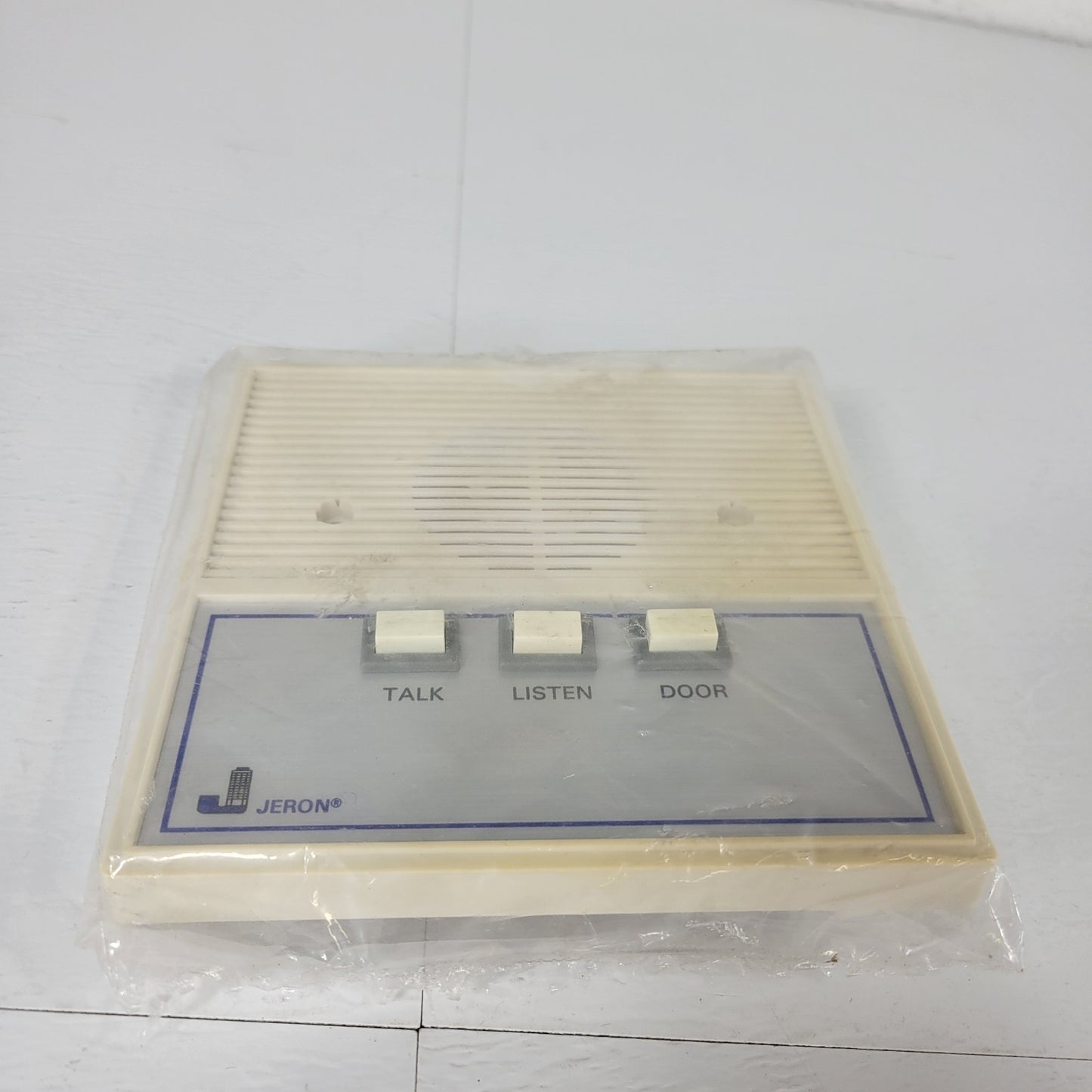 Jeron Electronic Systems 2001 Intercom Apartment Station Talk Listen Door