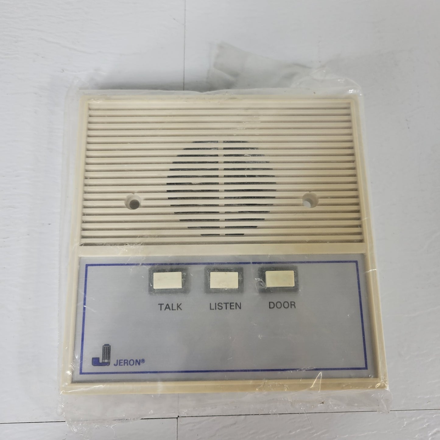 Jeron Electronic Systems 2001 Intercom Apartment Station Talk Listen Door