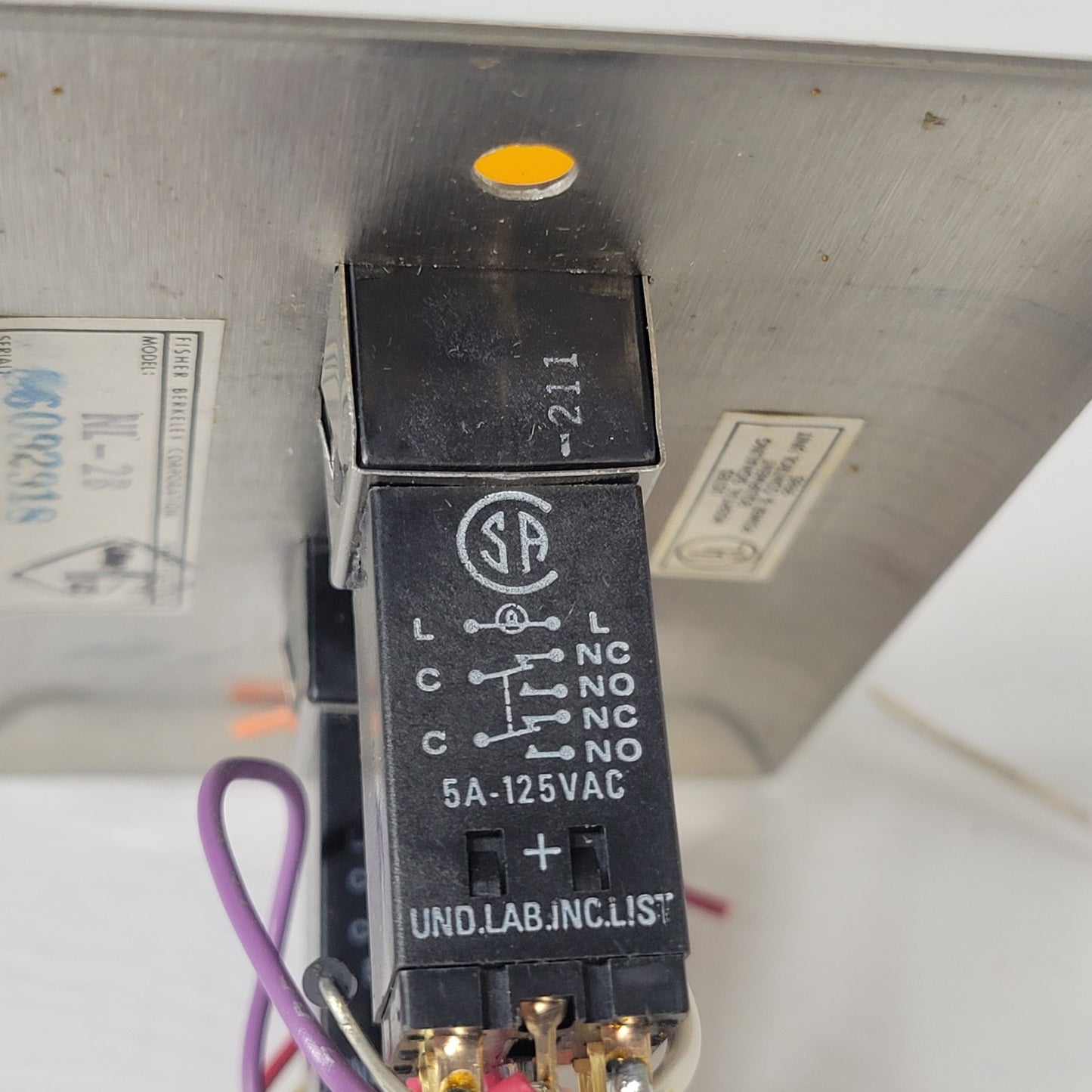 Fisher Berkley Ektacom NL-2B Patient Station Illuminated Two Push Button Switch
