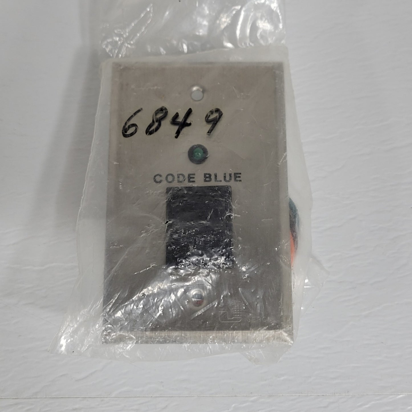 Jeron Code Blue 2-Position Flip Switch With Illuminating Light 6849