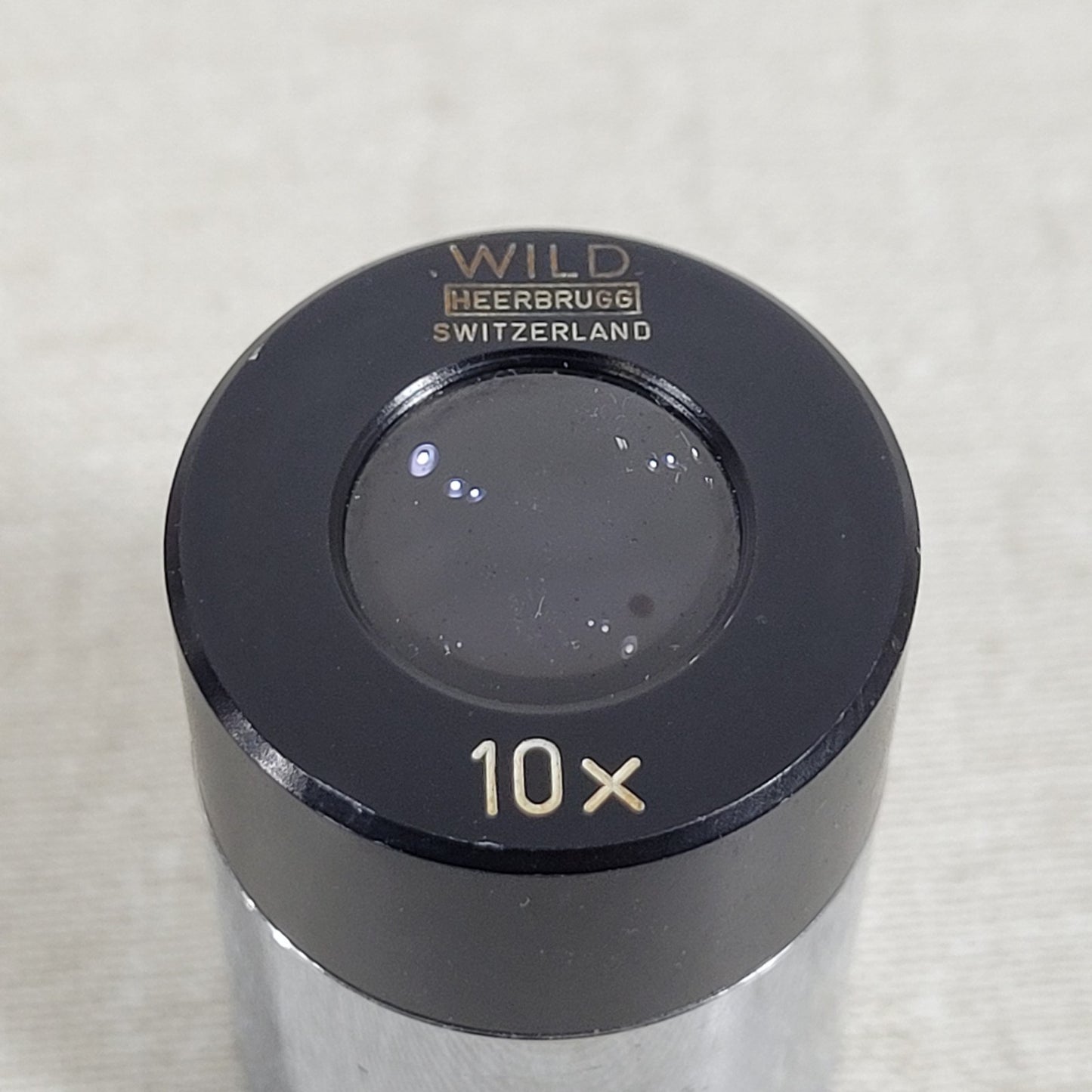 Wild Heerbrugg 10X Microscope Eyepiece 28mm Twist on Mount Optical Ocular Lens