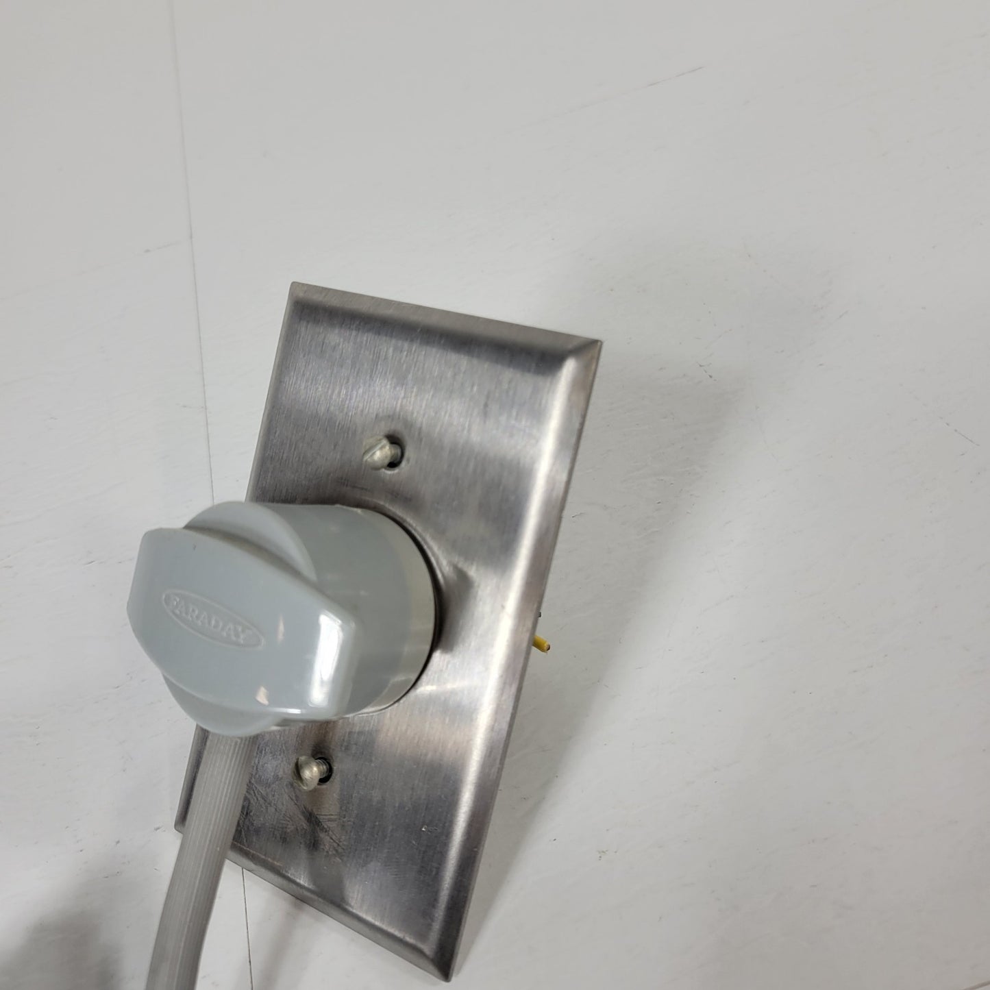 FARADAY Call Button Plastic Locking Button Reset Switch Metal Wall Plate