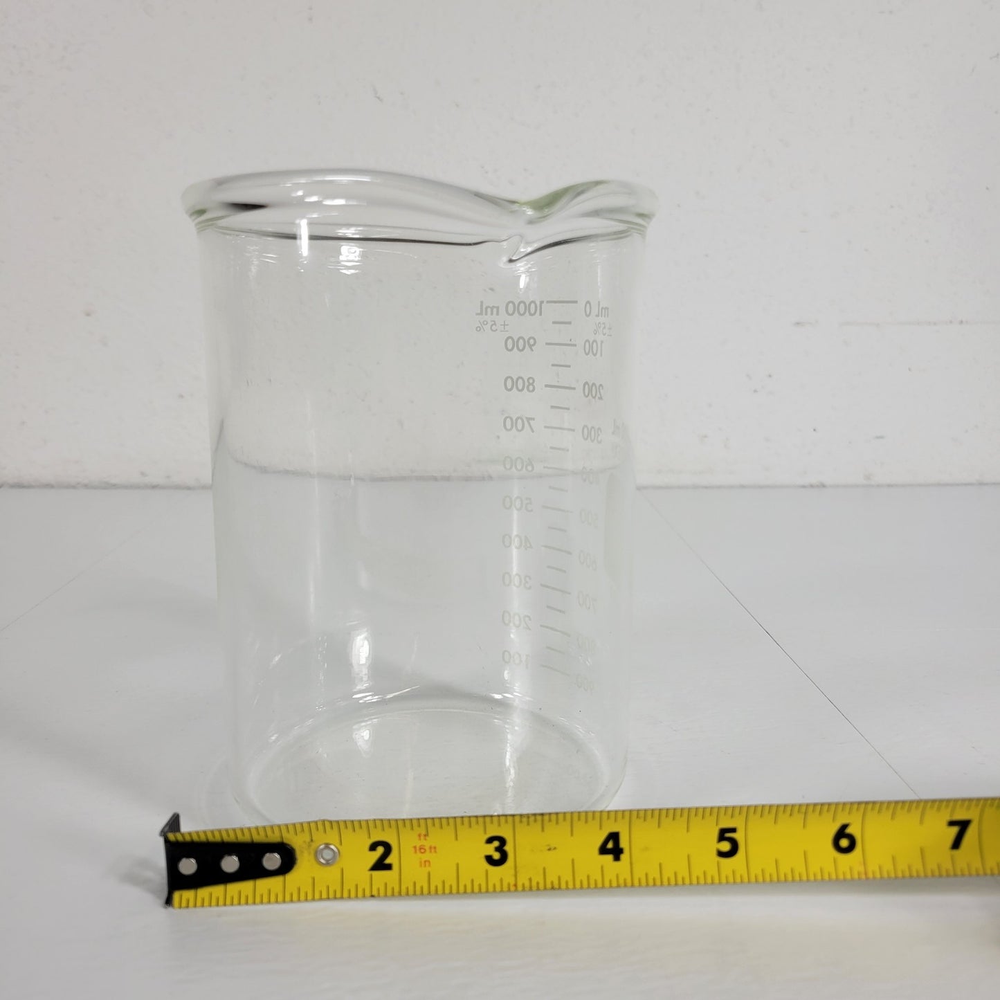 1000 mL Pyrex Heavy Duty Griffin Beaker 1003-1L Graduated
