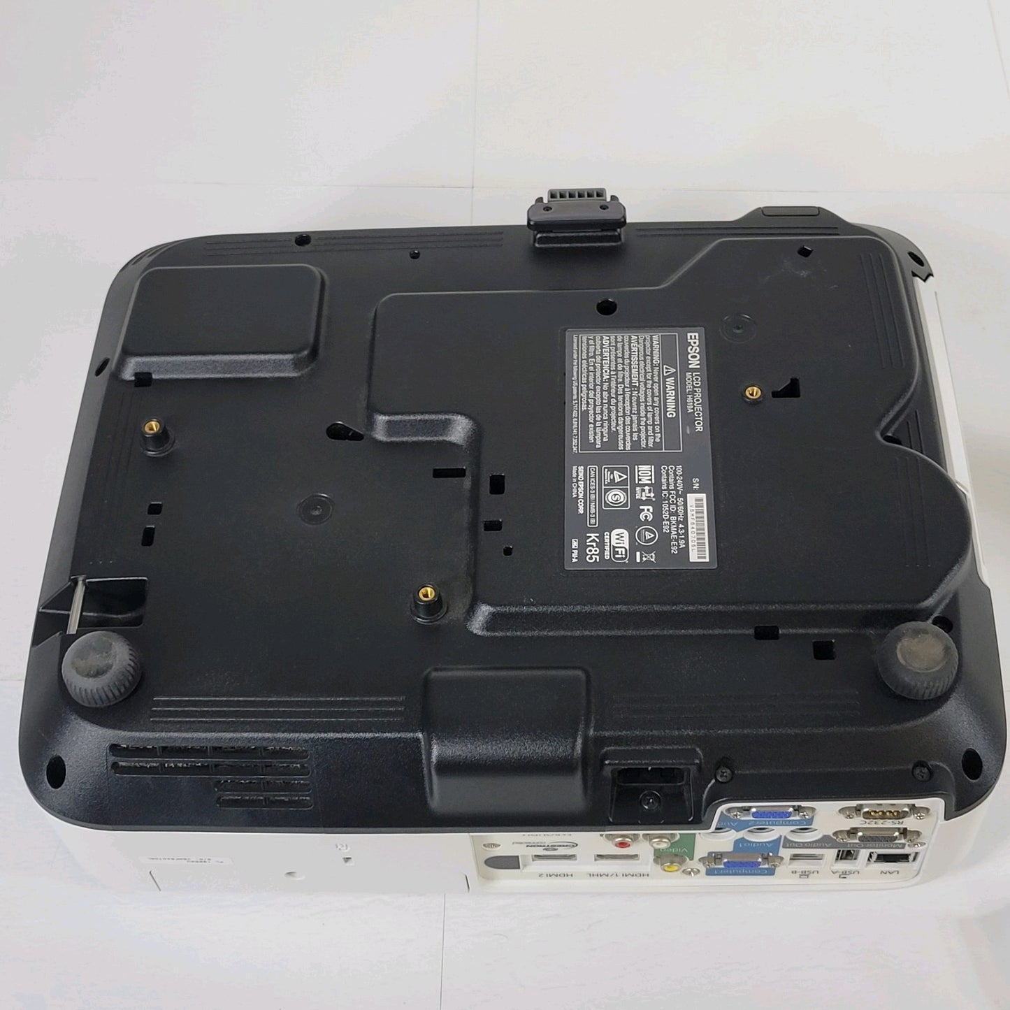 Epson H619A Power Lite 1985WU 3LCD Projector Under 2000 Lamp Hours
