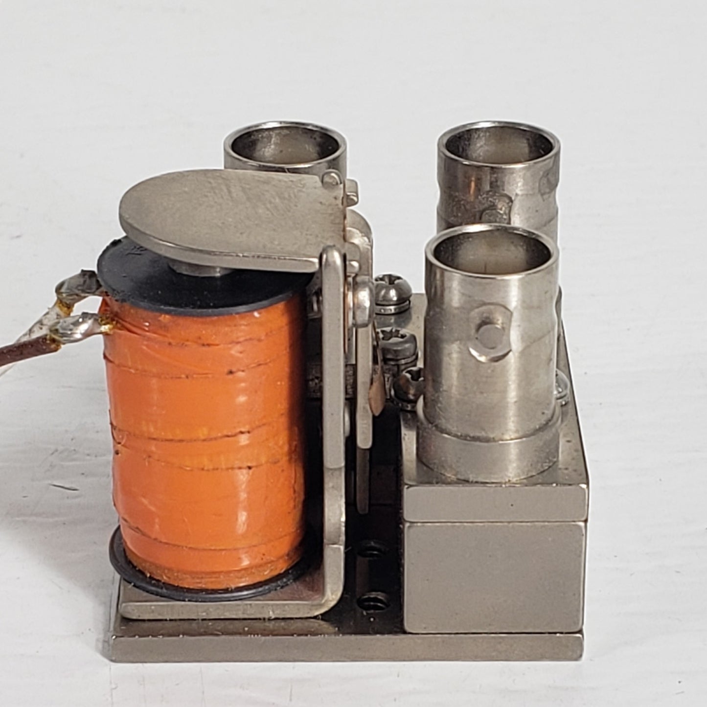 DowKey 164-2302 Microwave Coax Relay 28VDC 9850 4984 00471