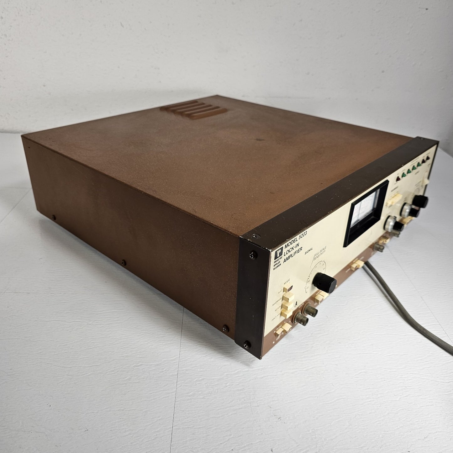 Princeton Applied Research PAR 5203 Lock-In Amplifier Option 99-98 Signal Ref