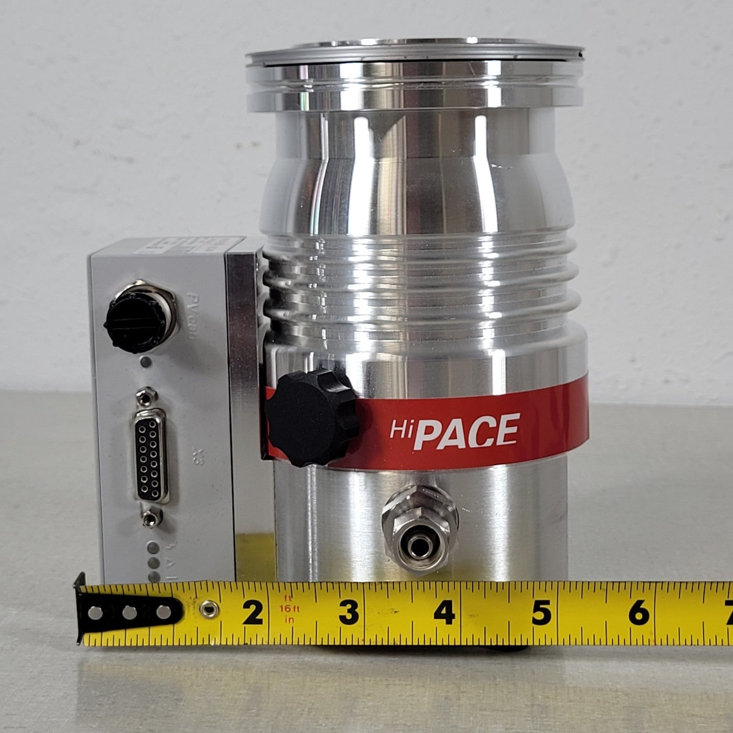 Pfeiffer Vacuum HiPace 80 Turbopump w/ TC110 Pump Controller UHV Turbomolecular