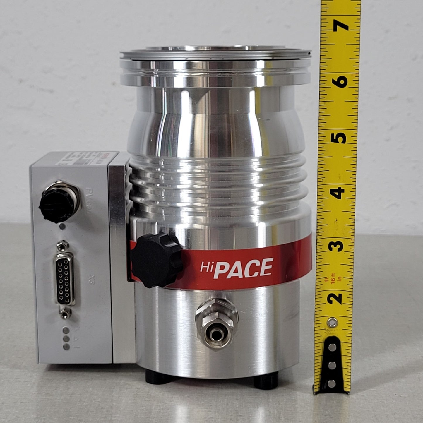 Pfeiffer Vacuum HiPace 80 Turbopump w/ TC110 Pump Controller UHV Turbomolecular