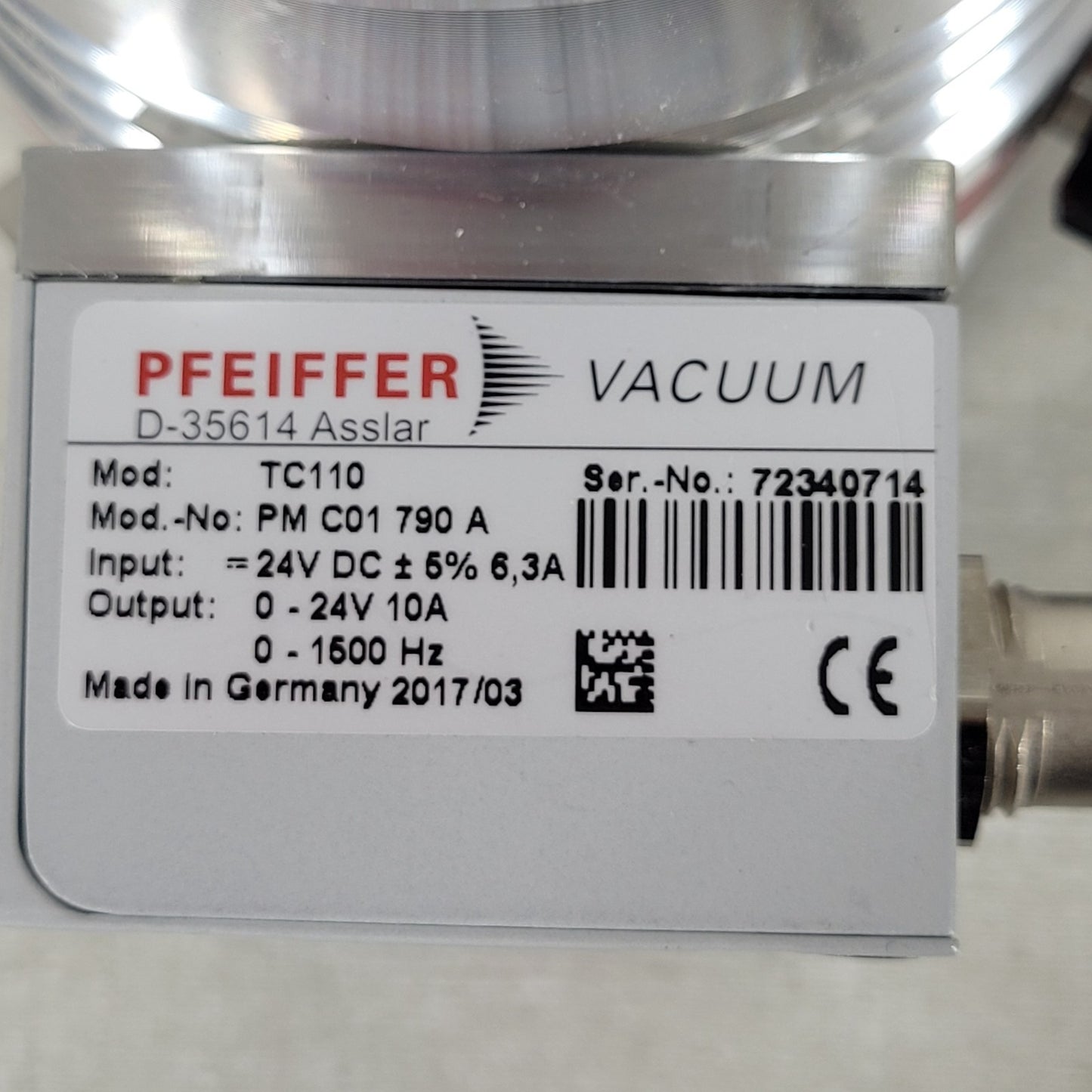 Pfeiffer Vacuum HiPace 80 Turbopump w/ TC110 Pump Controller UHV Turbomolecular