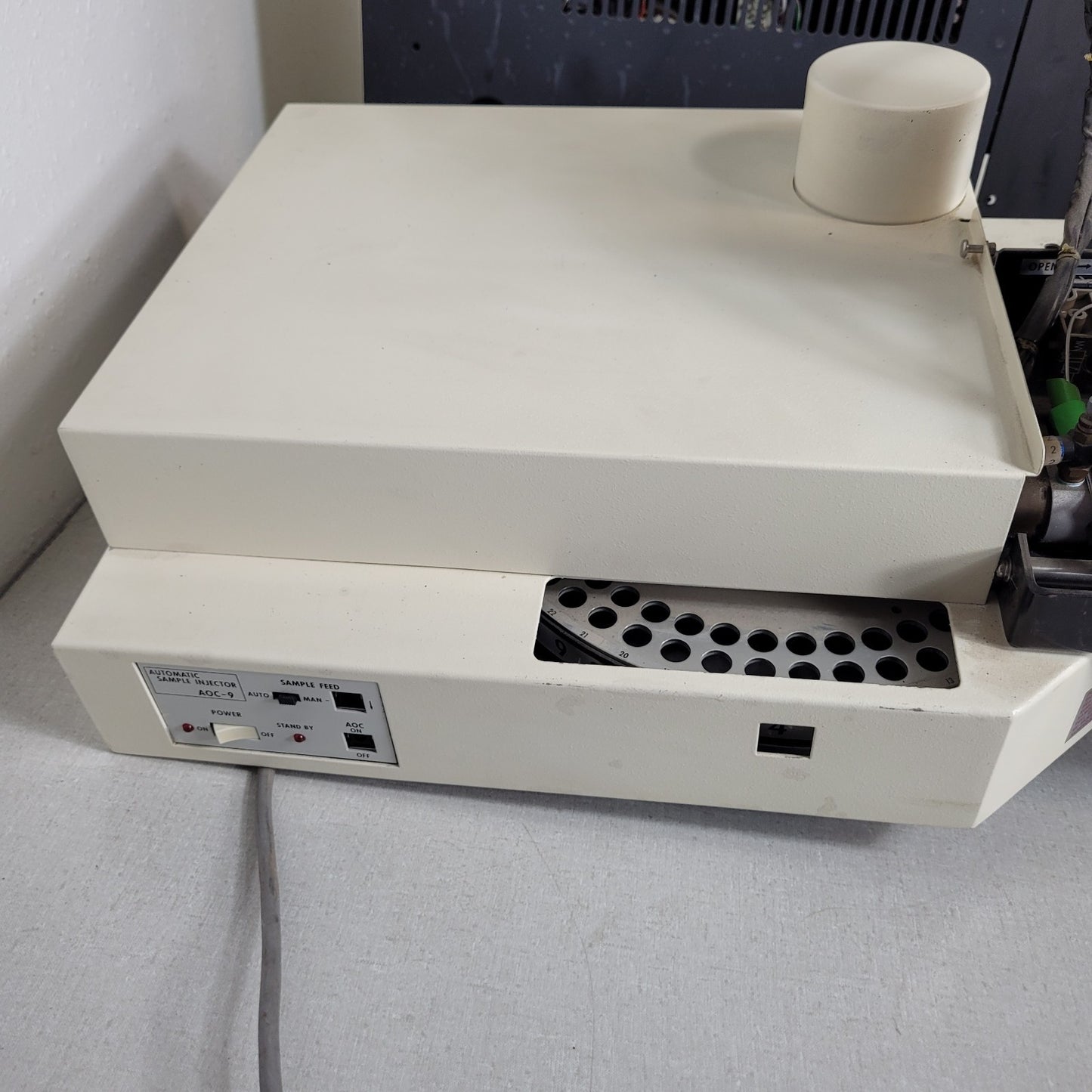 *What Parts Do You Want?* Shimadzu GC-15A Gas Chromatograph SPL-G9 AOC-9