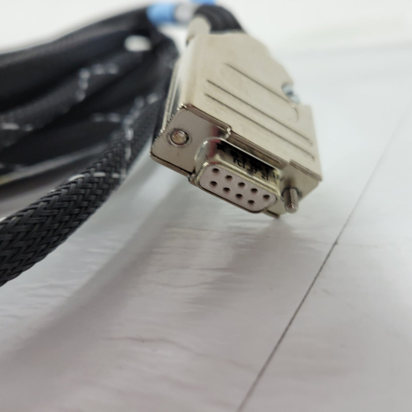Bruker Microflex LT/SH Mass Spectrometer Cables To Connect To Control Computer