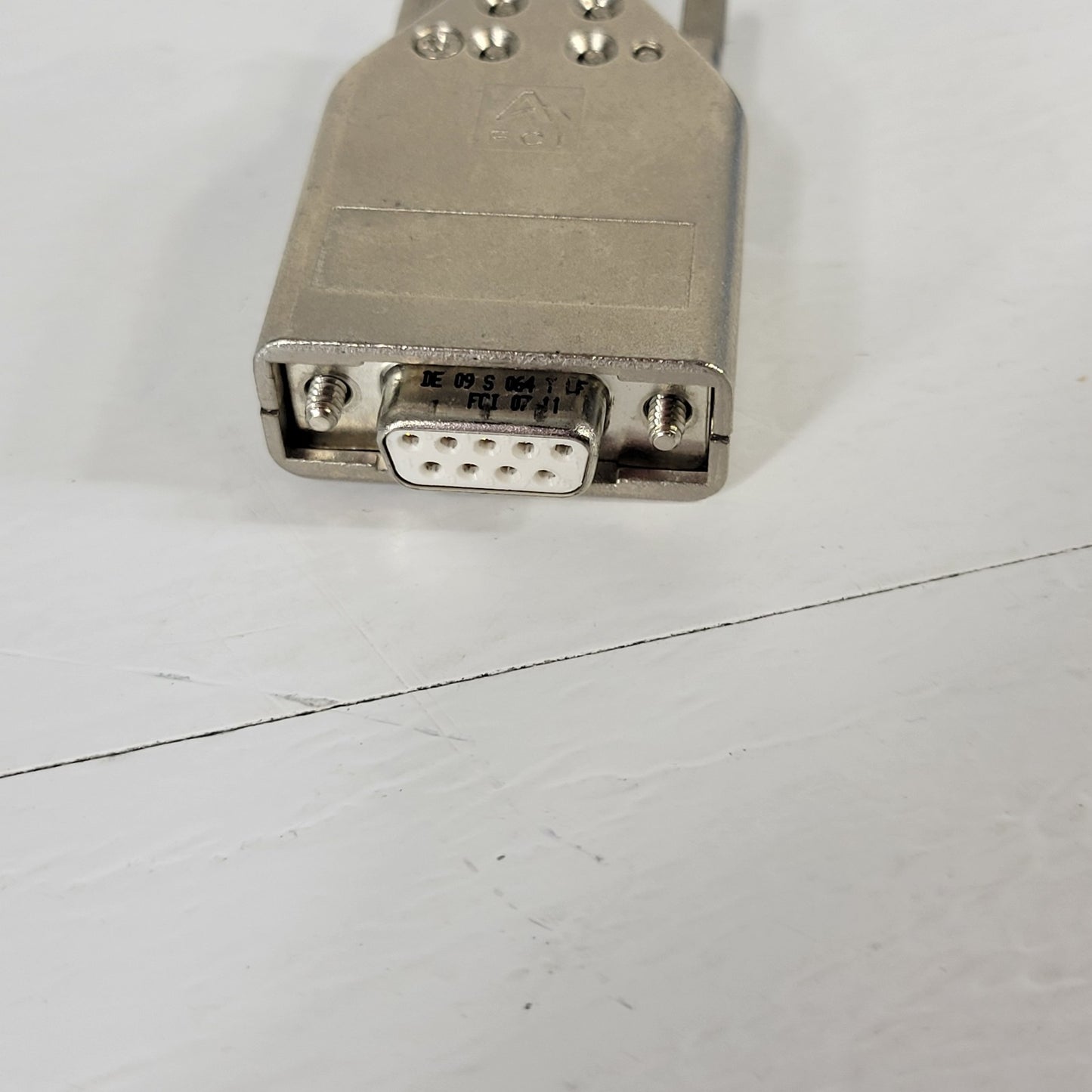 Bruker Microflex LT/SH Mass Spectrometer Cables To Connect To Control Computer