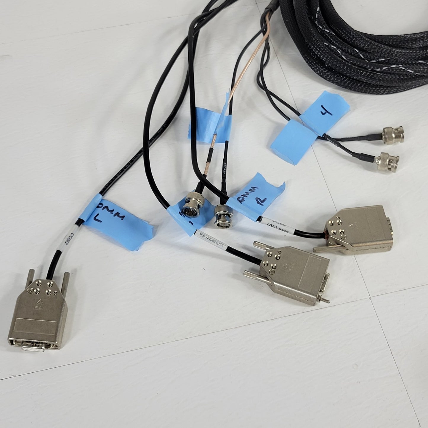Bruker Microflex LT/SH Mass Spectrometer Cables To Connect To Control Computer