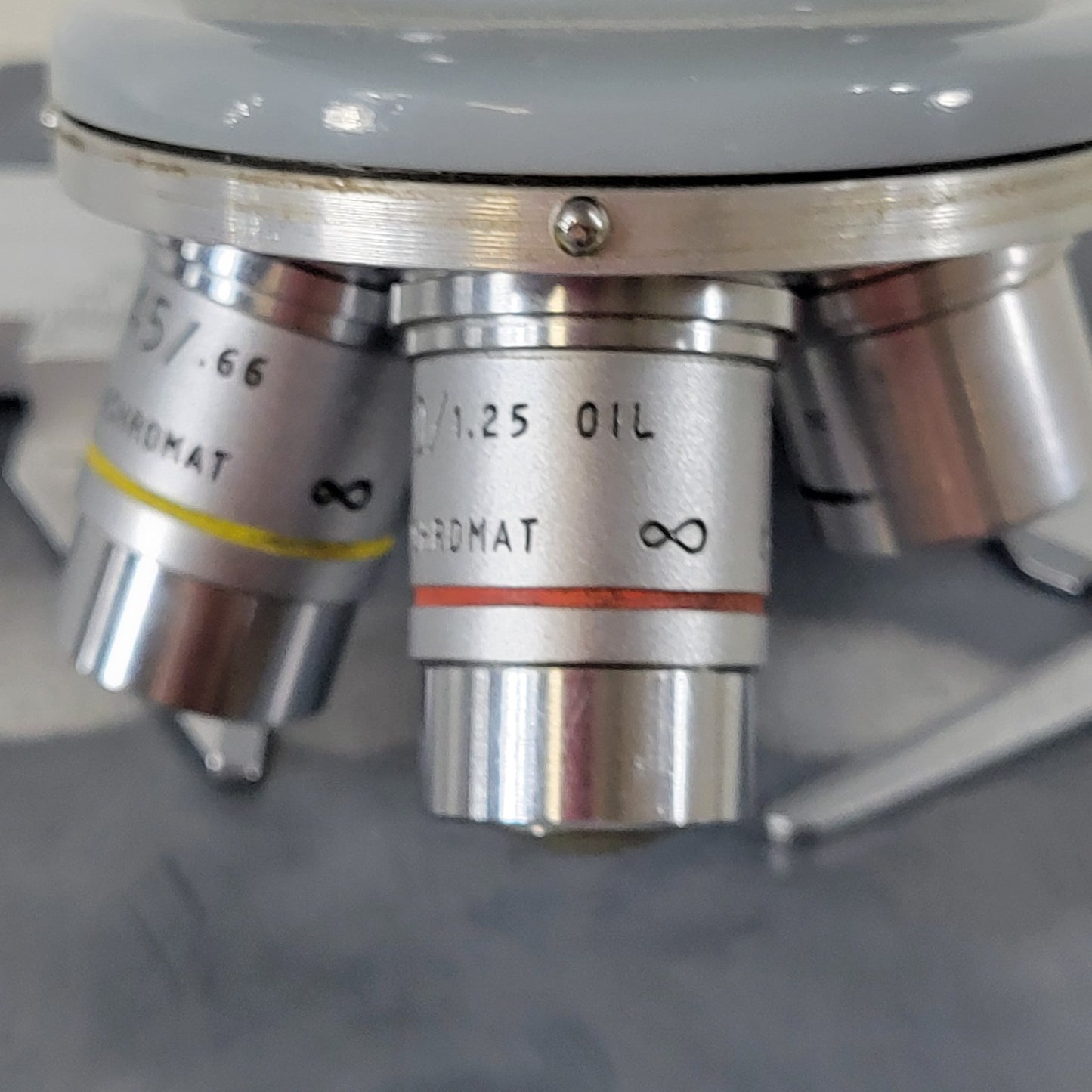 American Optical AO one-fifty Microscope 4x 10x 45x 100x Objective w/ Lamp