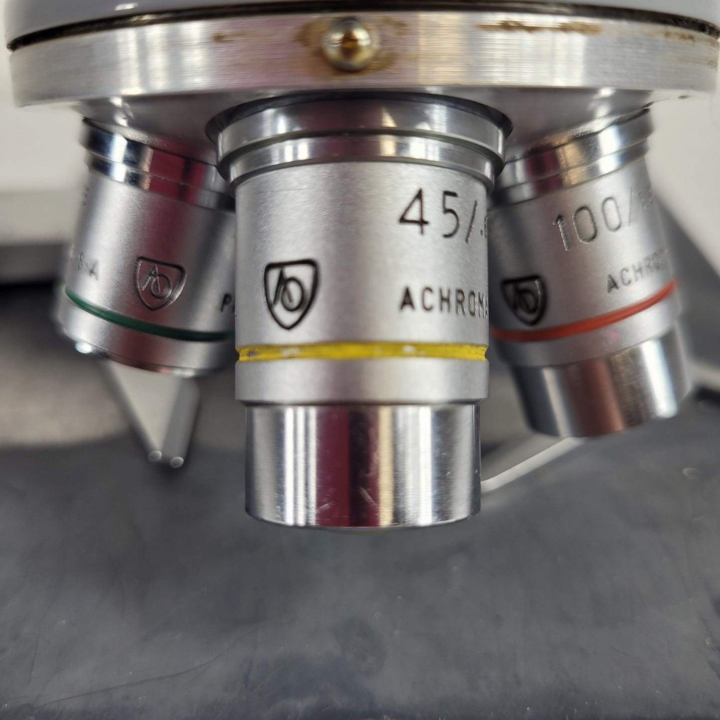 American Optical AO one-fifty Microscope 4x 10x 45x 100x Objective w/ Lamp