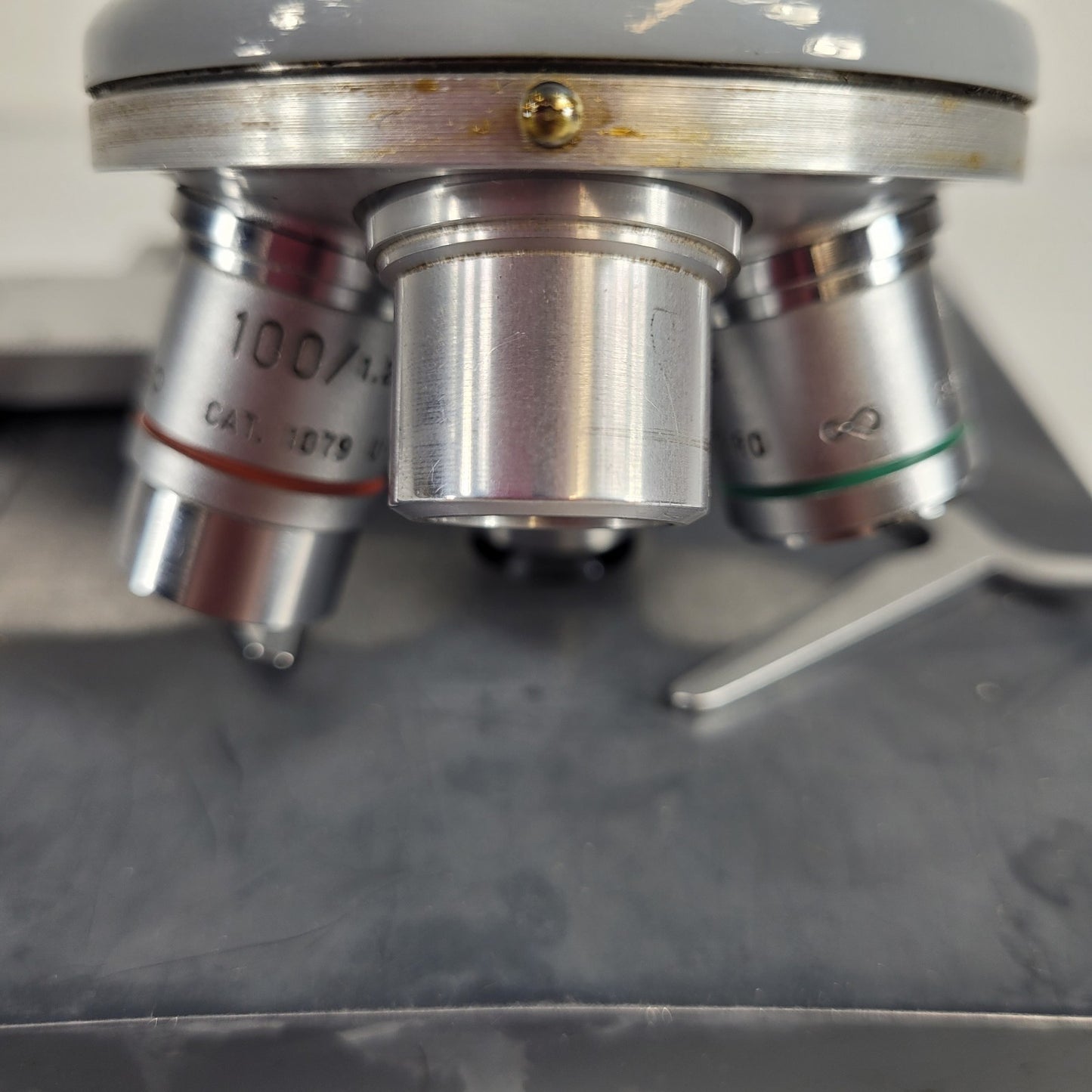 American Optical AO one-fifty Microscope 4x 10x 45x 100x Objective w/ Lamp