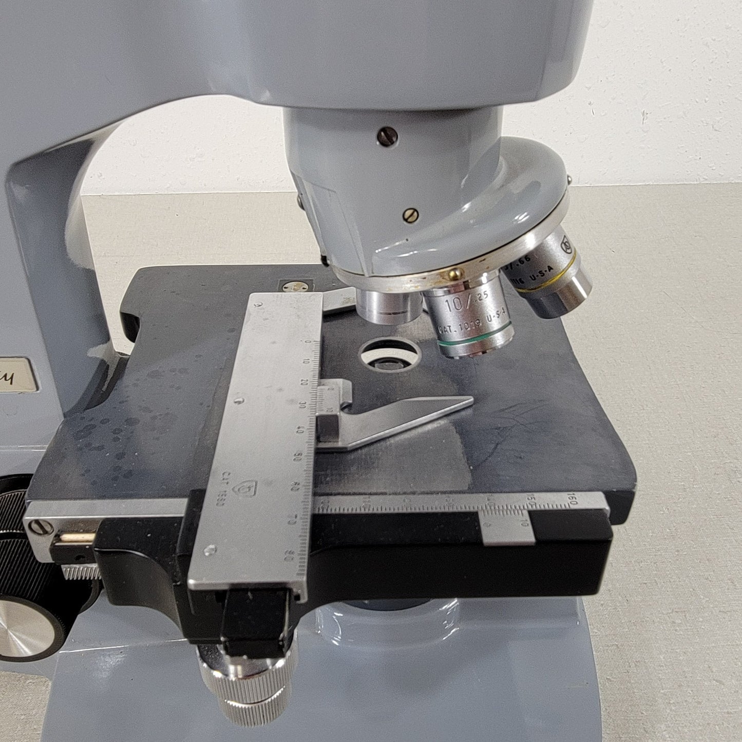 American Optical AO one-fifty Microscope 4x 10x 45x 100x Objective w/ Lamp