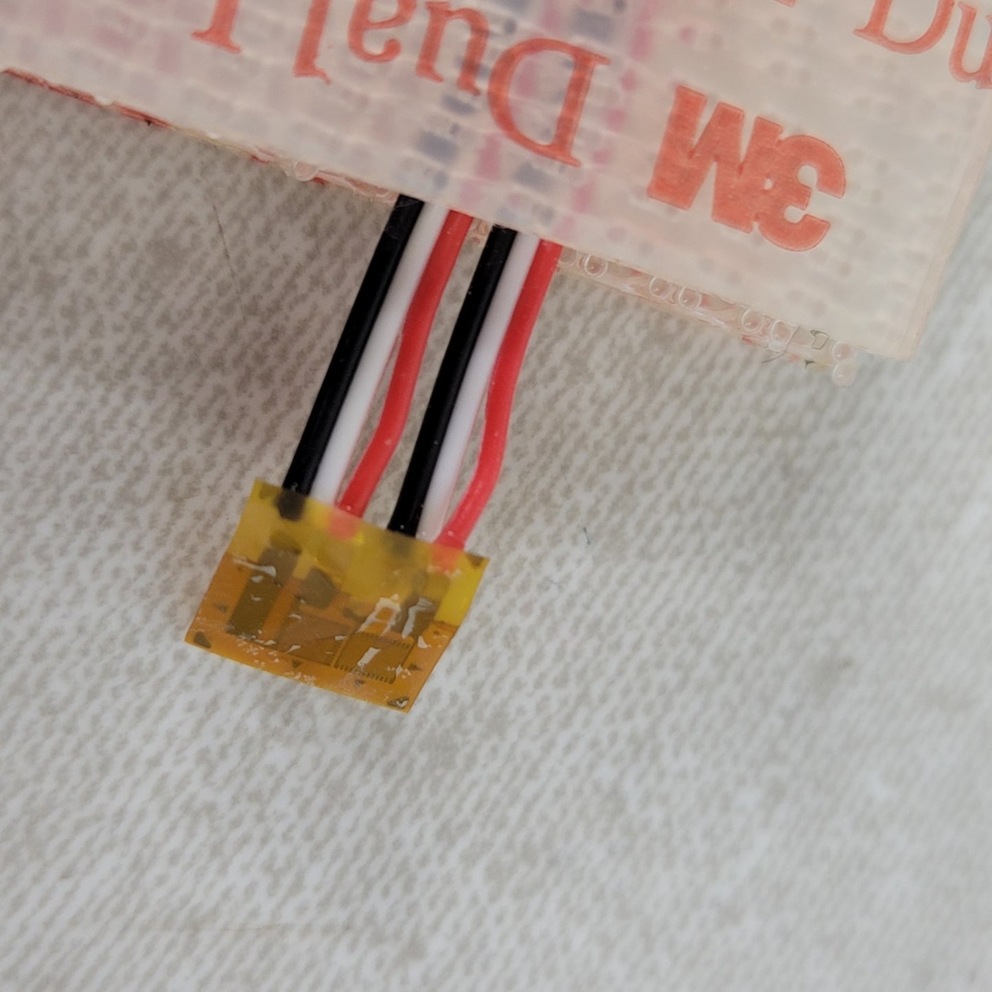 Set Of 4- Vishay CEA-13-062UT-350/P2 General Purpose Strain Gauge