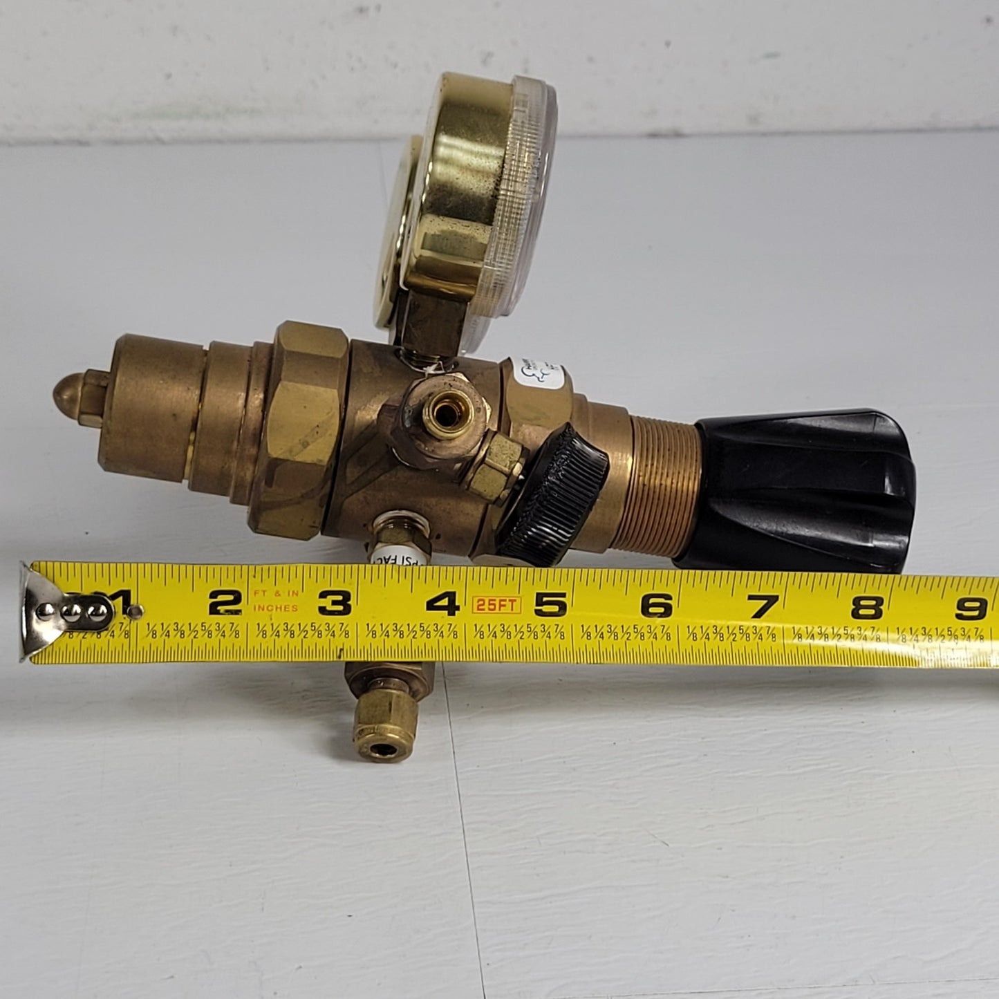Harris HP722-050-540-A Two-Stage Gas Regulator Dual PSI Bar Presure Gauges