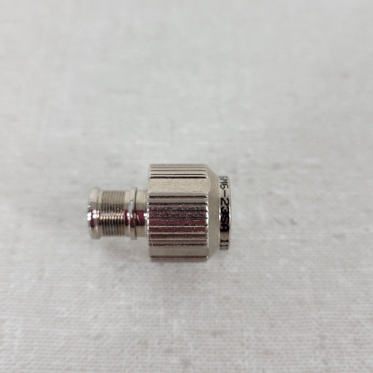Glenair 801-007-16M6-23SA 06324 Mighty Mouse Female Circular MIL Spec Connector