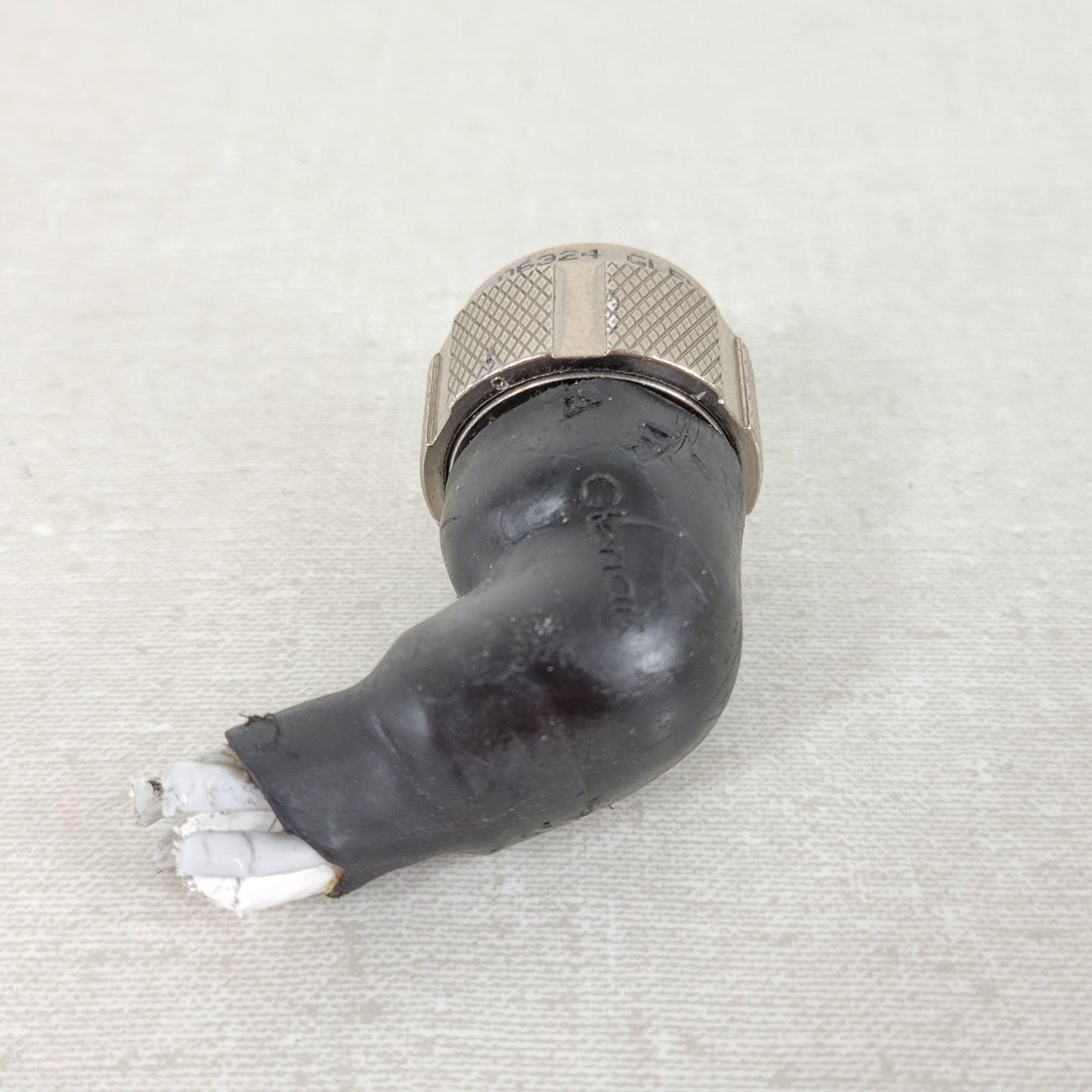 Glenair 801-007-16M13-37PA 06324 Mighty Mouse Male Circular MIL Spec Connector