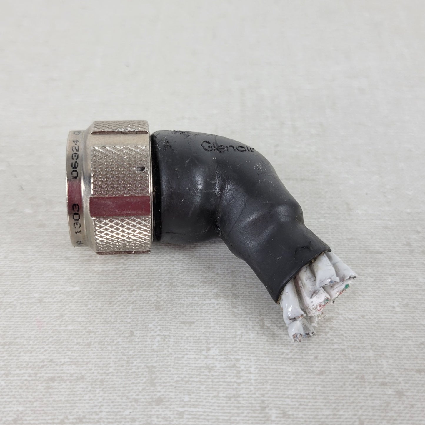 Glenair 801-007-16M13-37PA 06324 Mighty Mouse Male Circular MIL Spec Connector