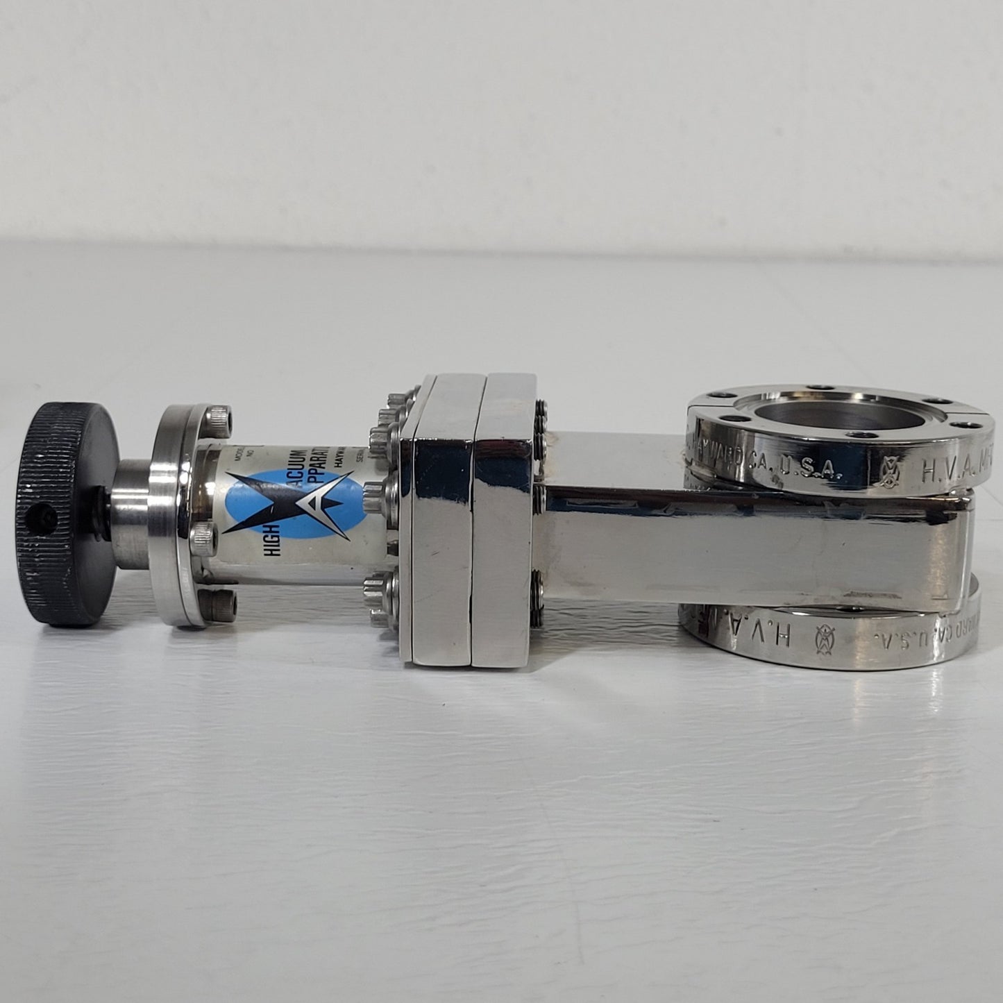 HVA 124-0150 Manual Gate Valve DN35CF 2.75" Conflat Ultra High Vacuum Apparatus