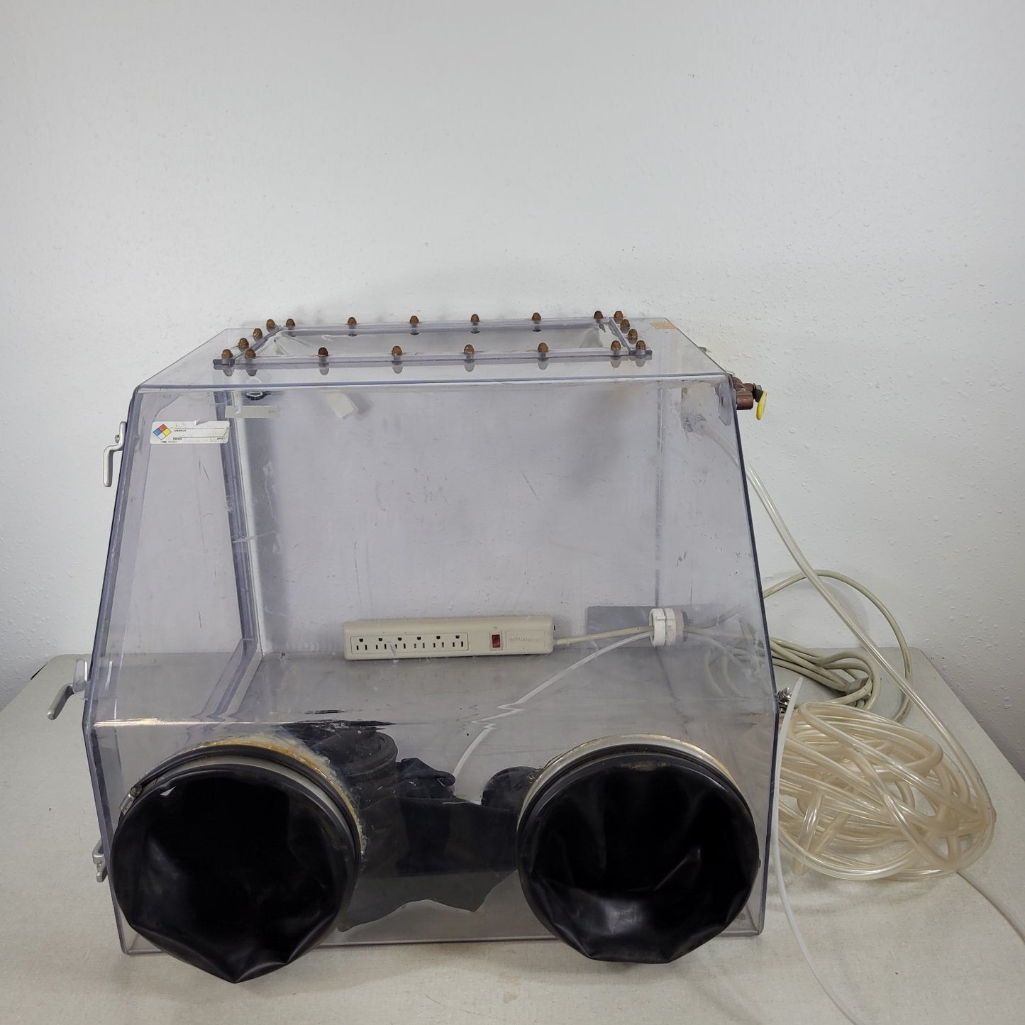 FOR PARTS Table Top Laboratory Controlled Gas Glovebox 24" X 25" X 20" Tall