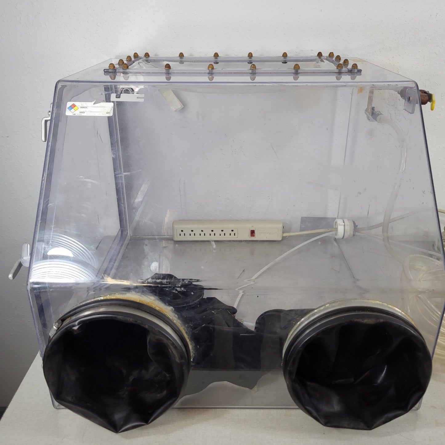 FOR PARTS Table Top Laboratory Controlled Gas Glovebox 24" X 25" X 20" Tall