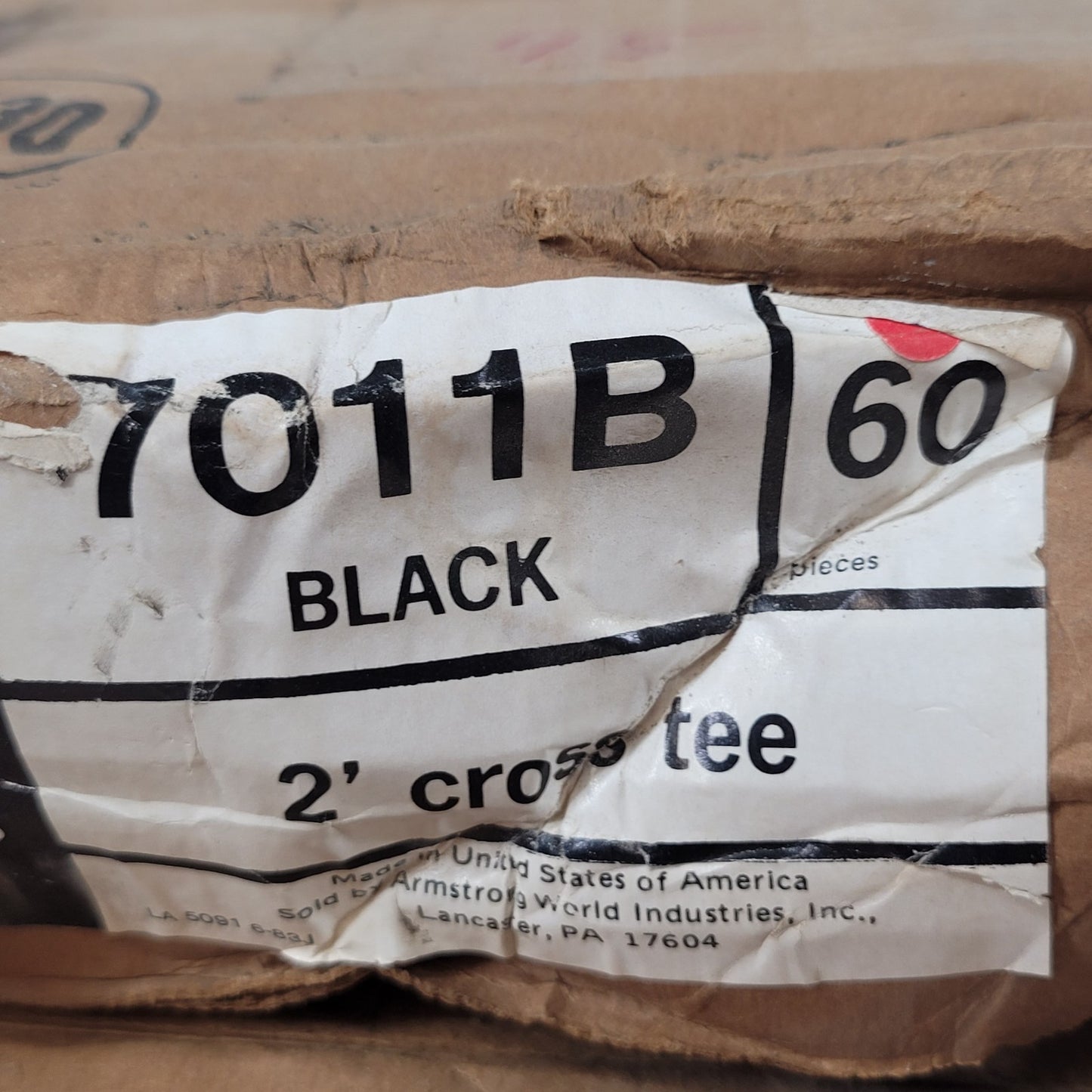 Armstrong 7011B Black 2' Drop Ceiling Cross Tee Box Of 60 Pieces Two Foot