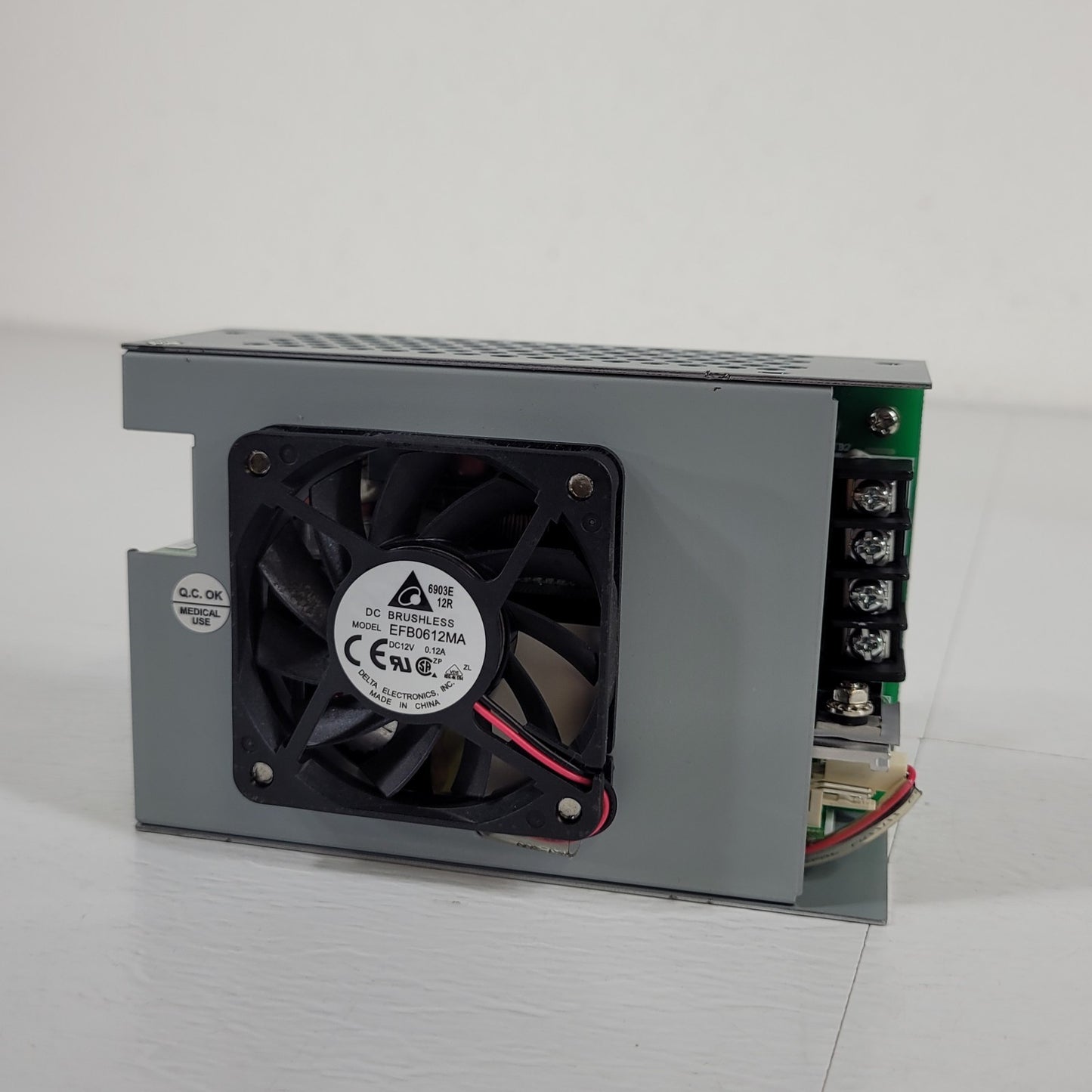 Skynet SNP-E308M 300W Single Output Power Supply with PFC From ULT25NEU Freezer