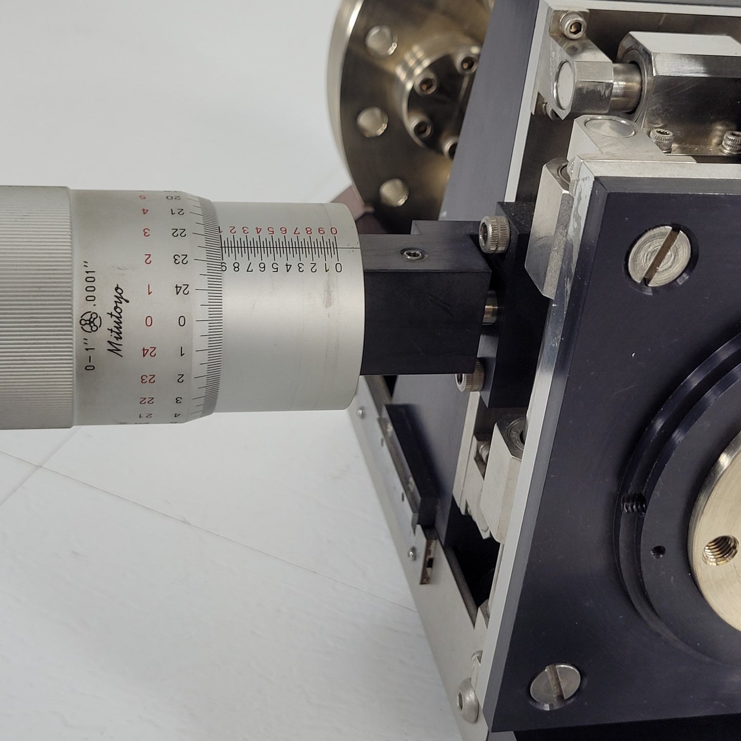 Ultra High Vacuum XYZ Translation Stage DN100CF 6" CF Bellows 2.75" Conflat UHV