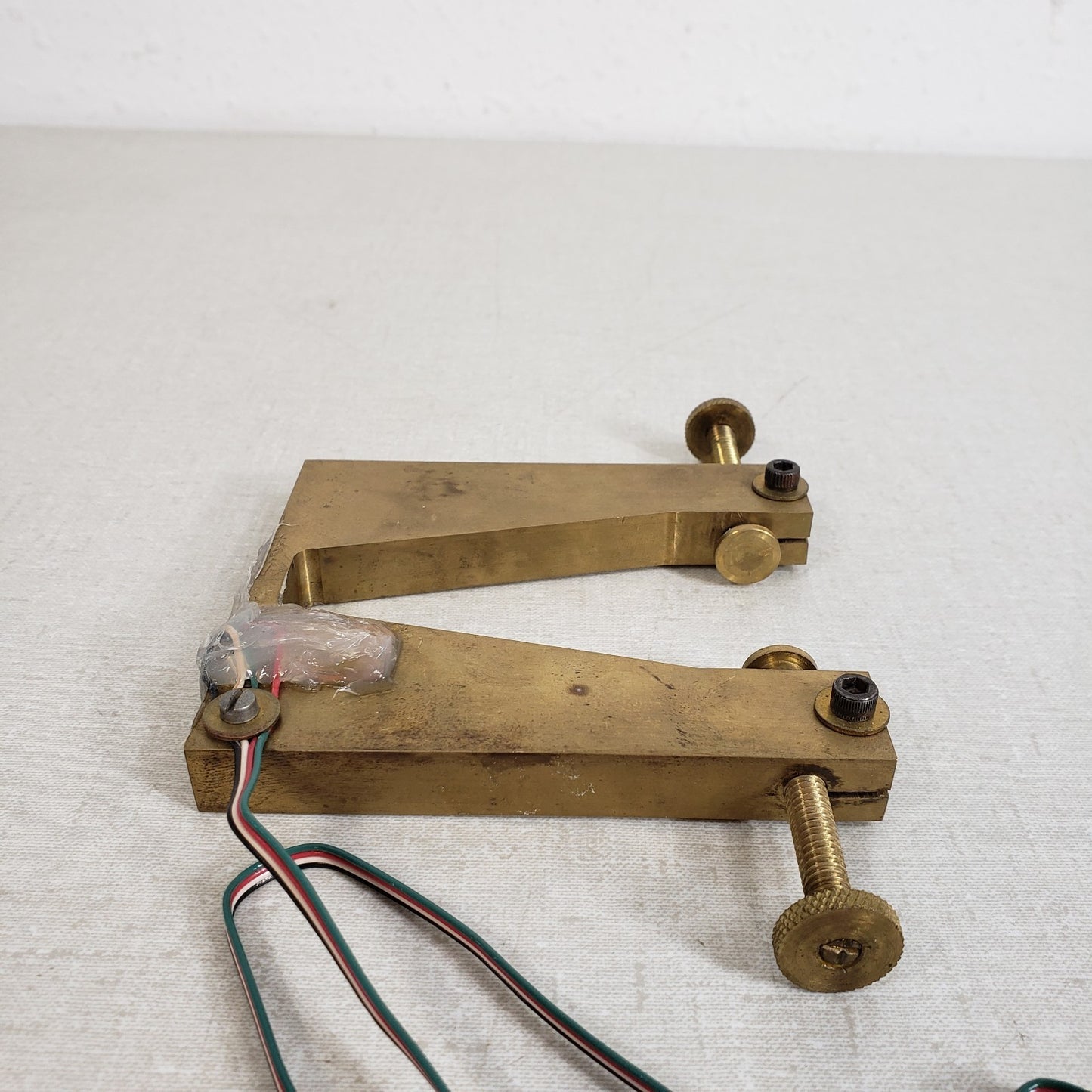 Custom Brass Dual Thumb Screw Clamp Strain Gauge Clamp 1.46" Max Opening