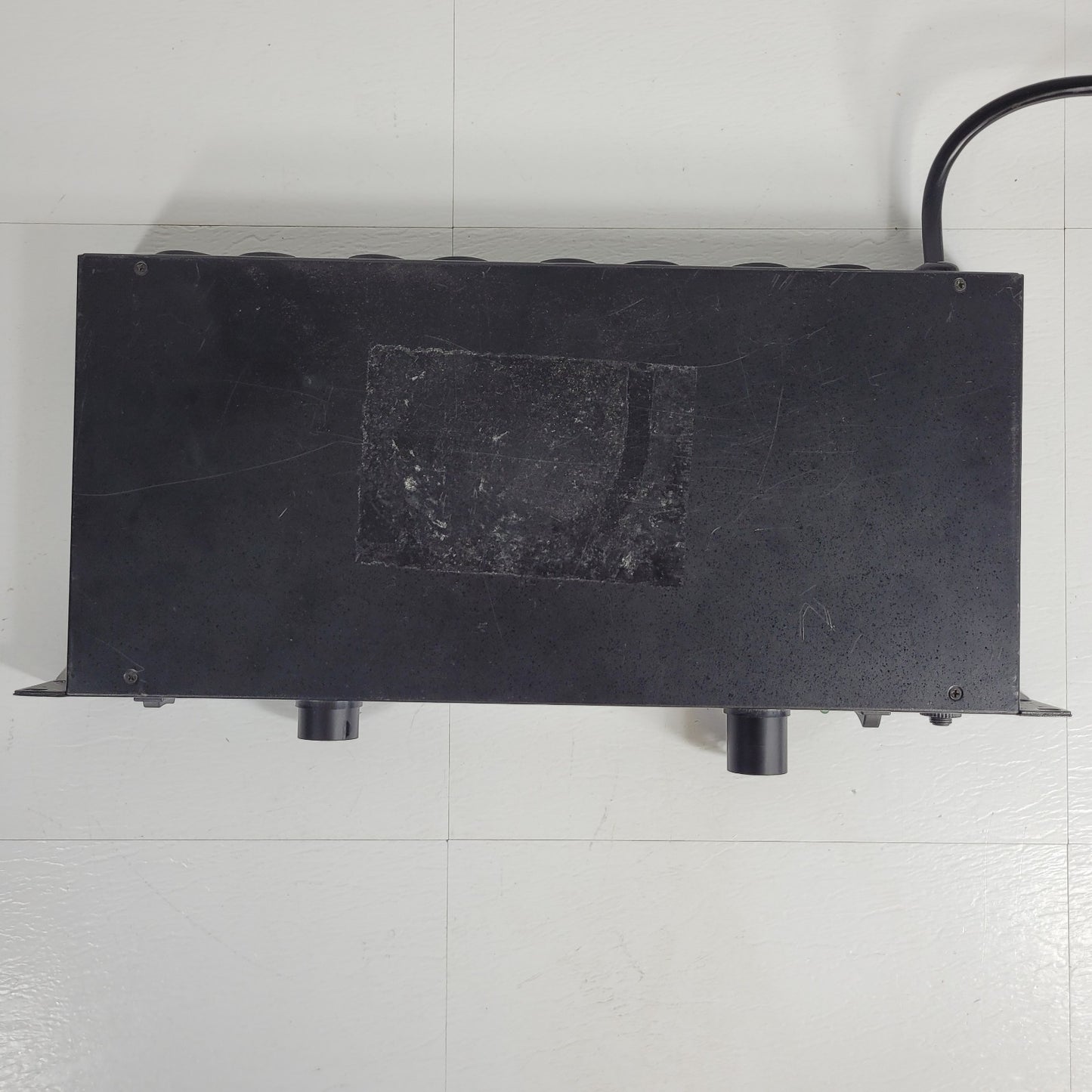 ETA Systems PD8L Power Distribution Conditioner 8 Plug Protected Circuit Breaker