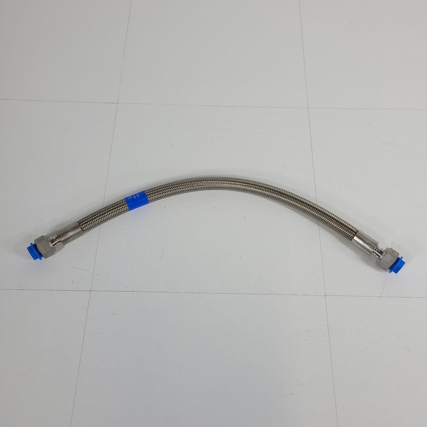 Swagelok SS-XT8VF8VF8-20 20.5" Stainless Steel Flexible Braided Hose 3001713